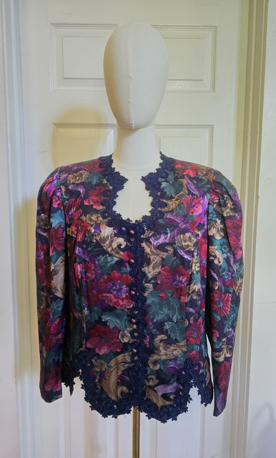 Nah Nah Woman Plus Size 14W Multicolor Vintage Floral Lace Trim Jacket