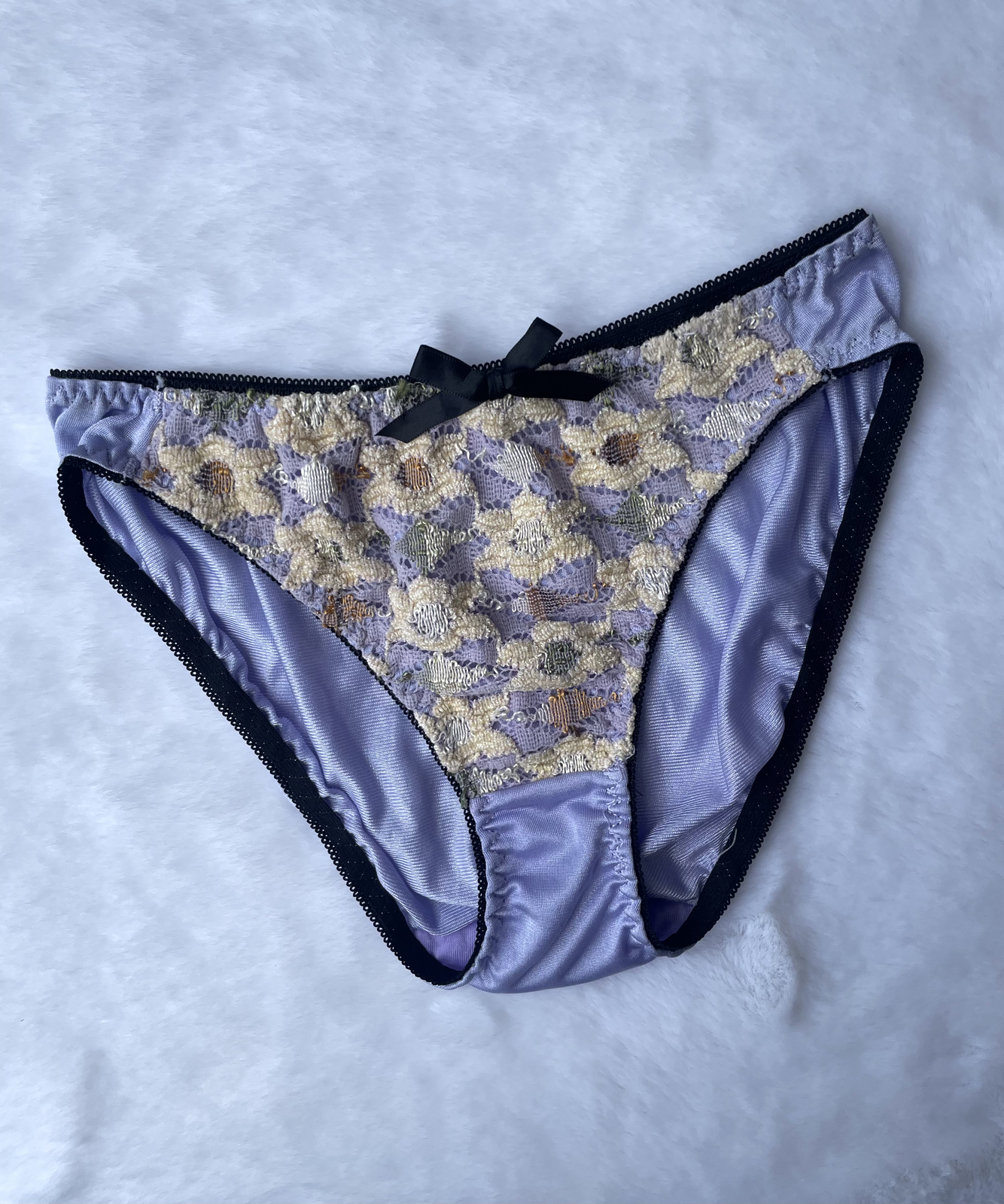 Vintage Slippery Silky Nylon Panty Sunflower Lace High Leg Briefs SZ.5 Hip34-37″
