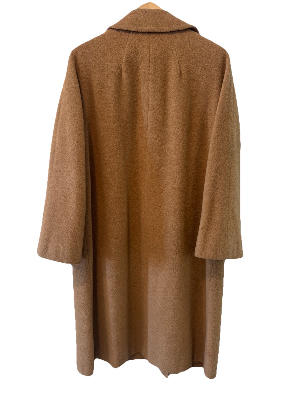 Vintage 1940s Camel Hair Coat | 100% Pure Camel Hair | Authentic | Silk Lining