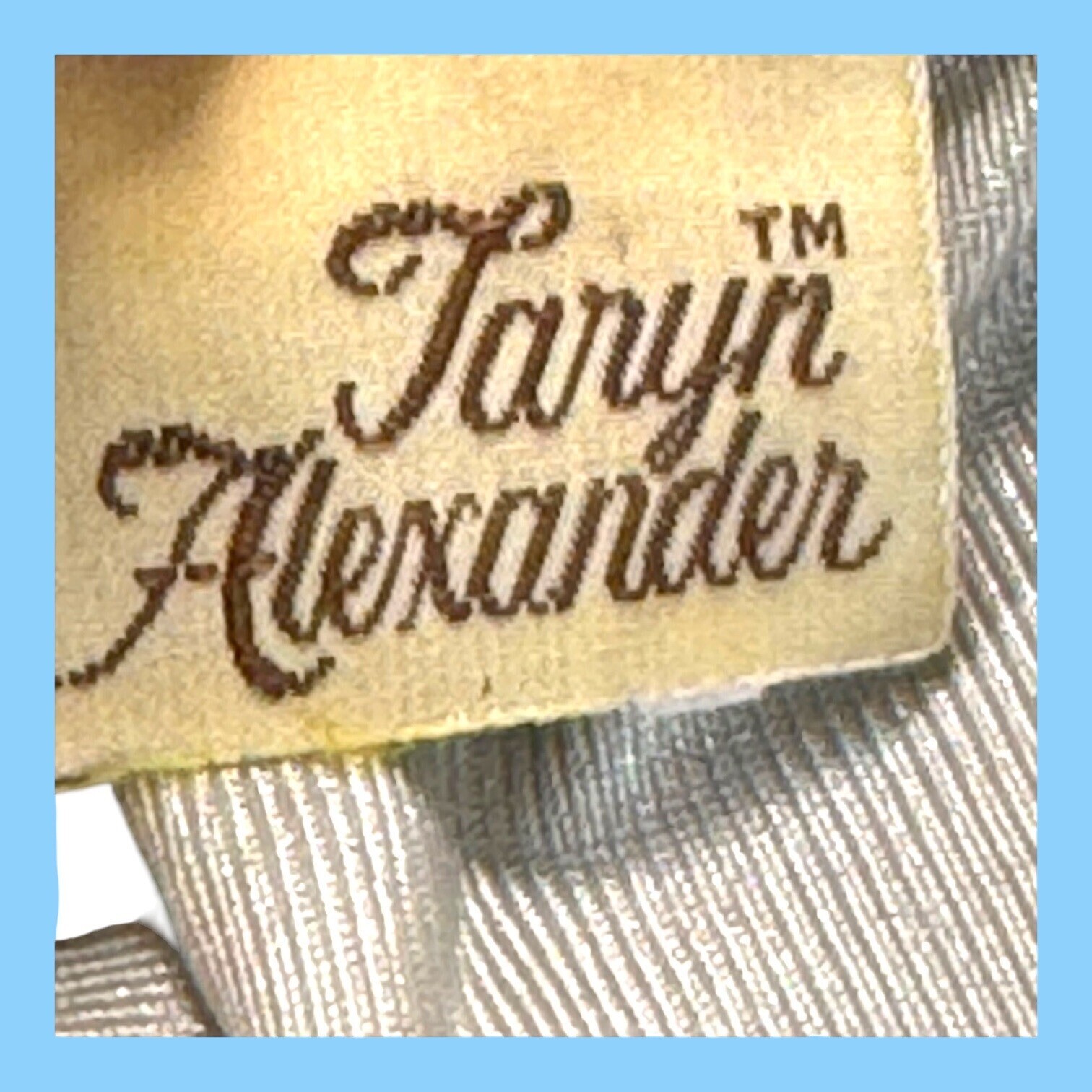 Vintage Taryn Alexander Silver Lace Trim Nylon Half Slip Medium RARE Union Made