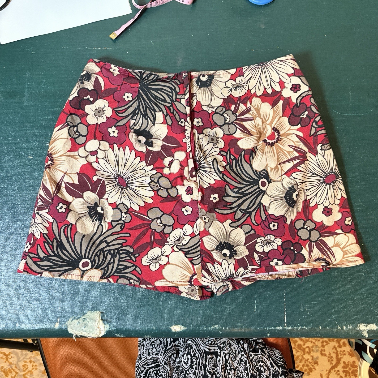 Vintage 90s Wrapper Made In USA Red Floral Hawaiian Skirt Size S