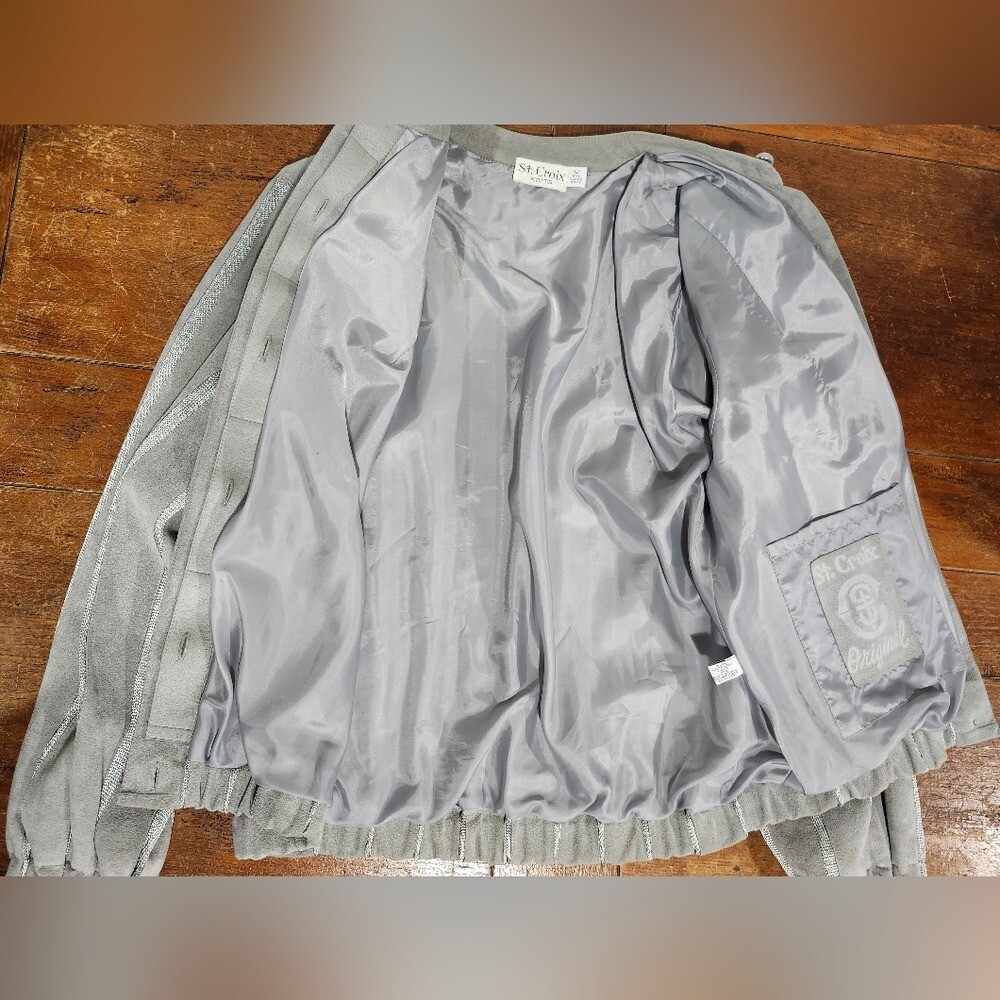 Vintage St. Croix Knits Gray Women’s Button Jacket Size Large. Stripe design.