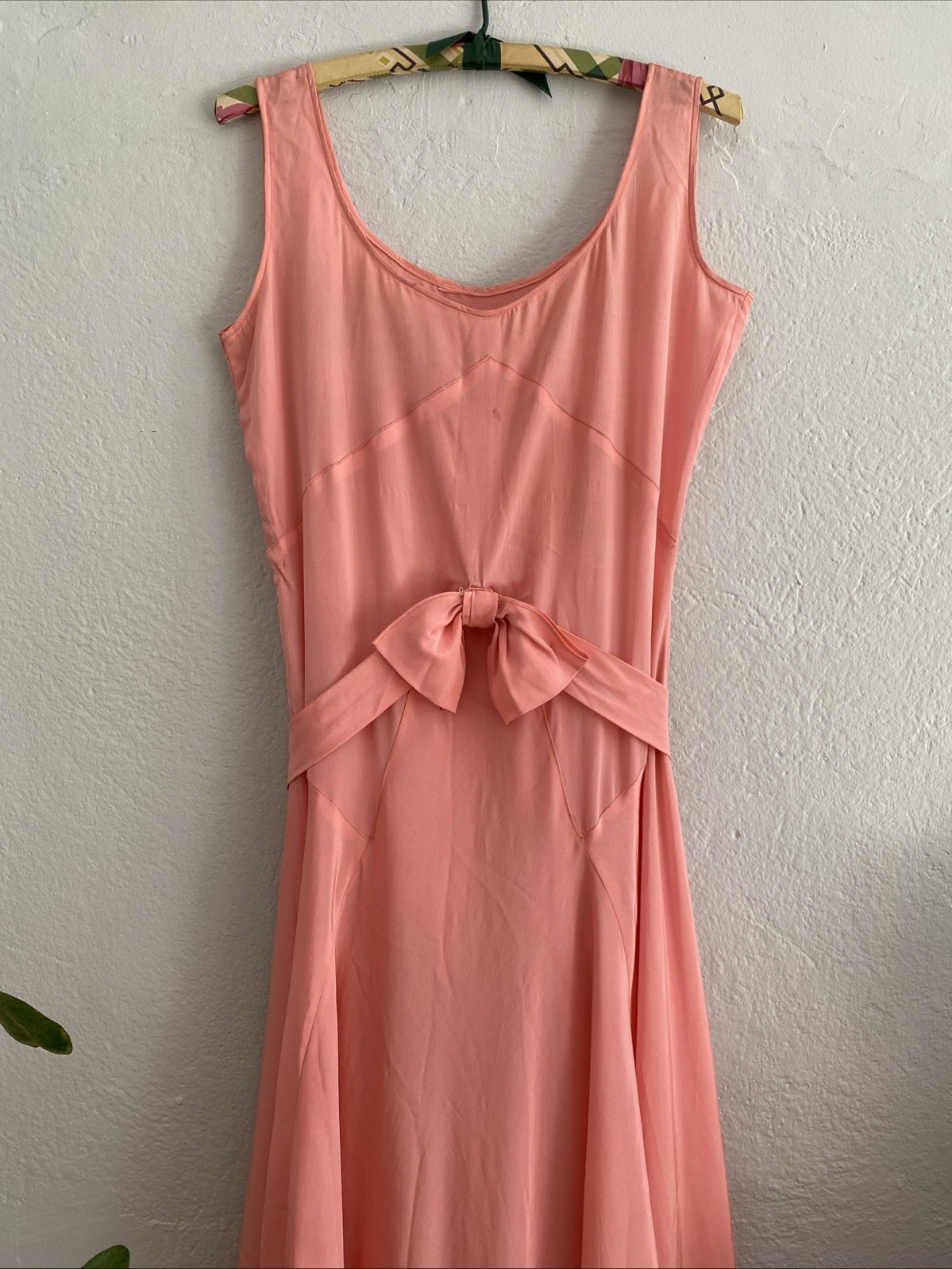 Vintage 20s 30s Pink Silk Crepe Party Dress Minimalist Deco Seams Bow Belt XS S
