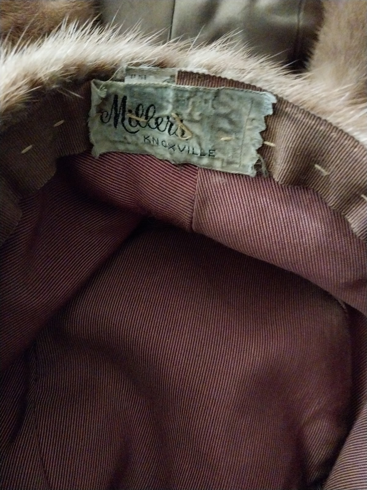 Vintage Miller’s French Room Knoxville Fur Shole Cape Wrap Matching Hat Pockets