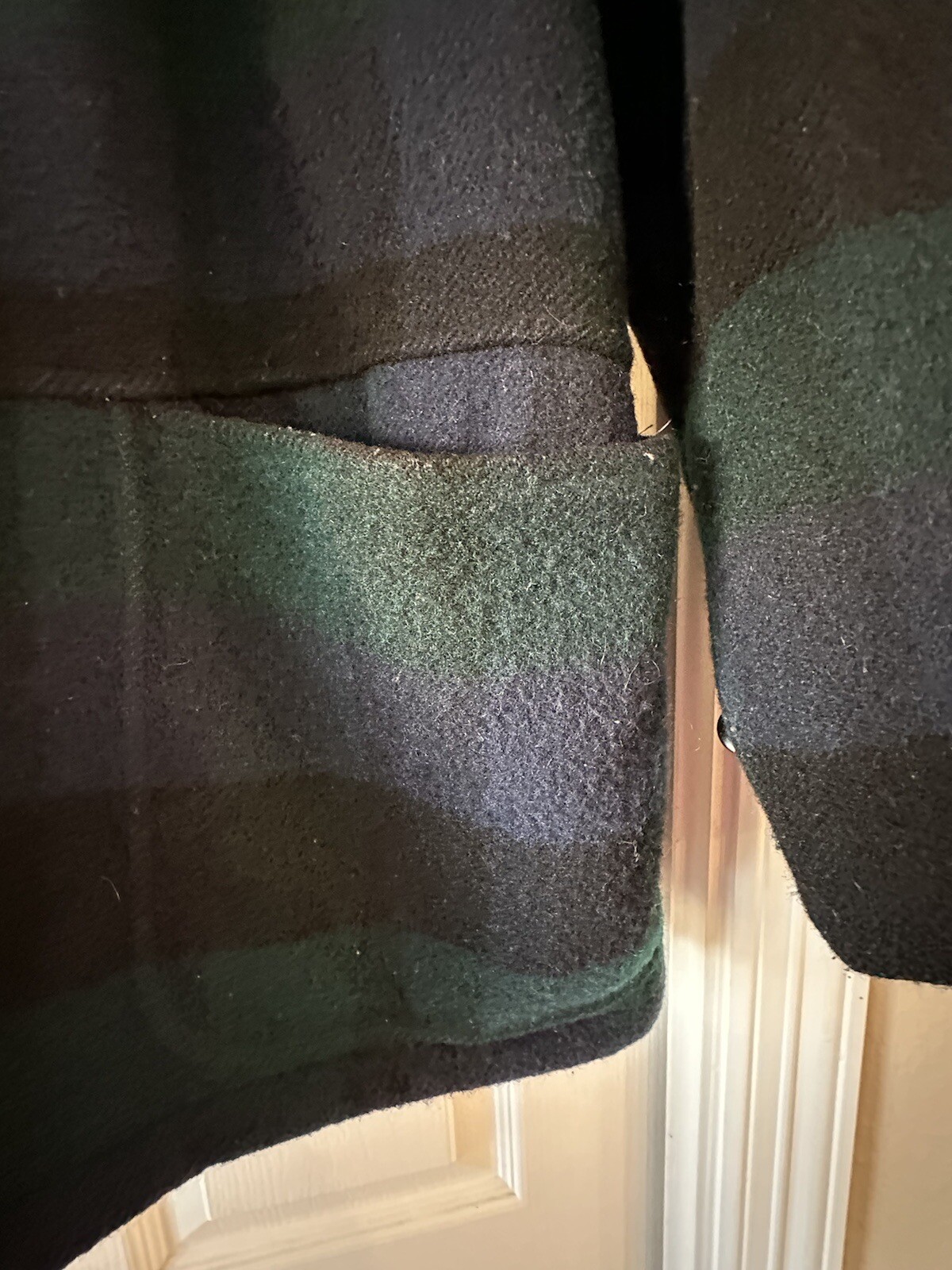 Woolrich Plaid Wool Coat, Leather Trim Size S Large Pockets, USA Vintage Women’s