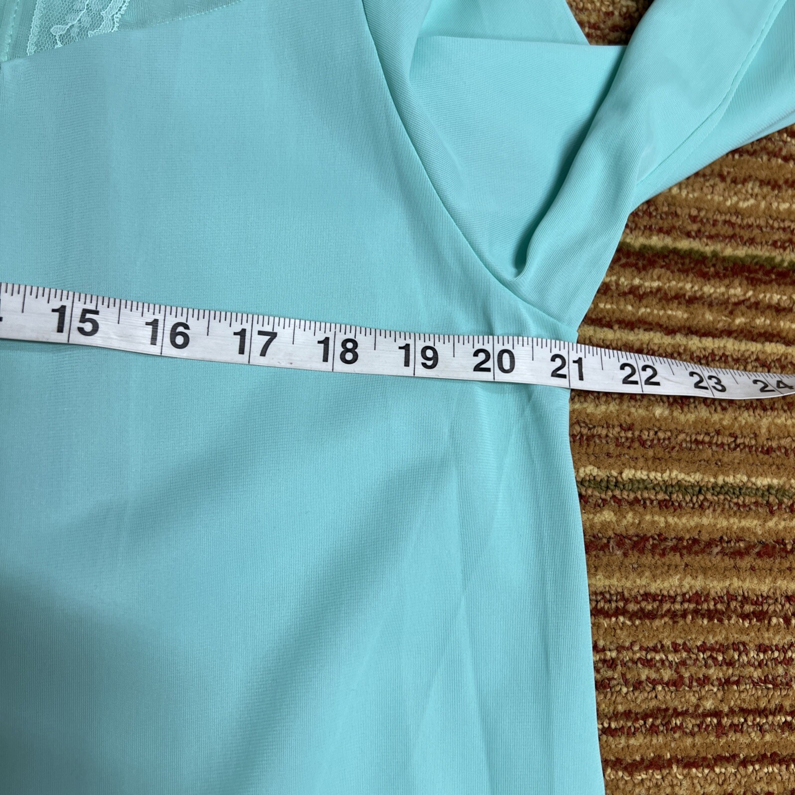 VTG Montgomery Ward Women’s Medium Mint Green Sheer Long Robe Buttons Pocket NWT