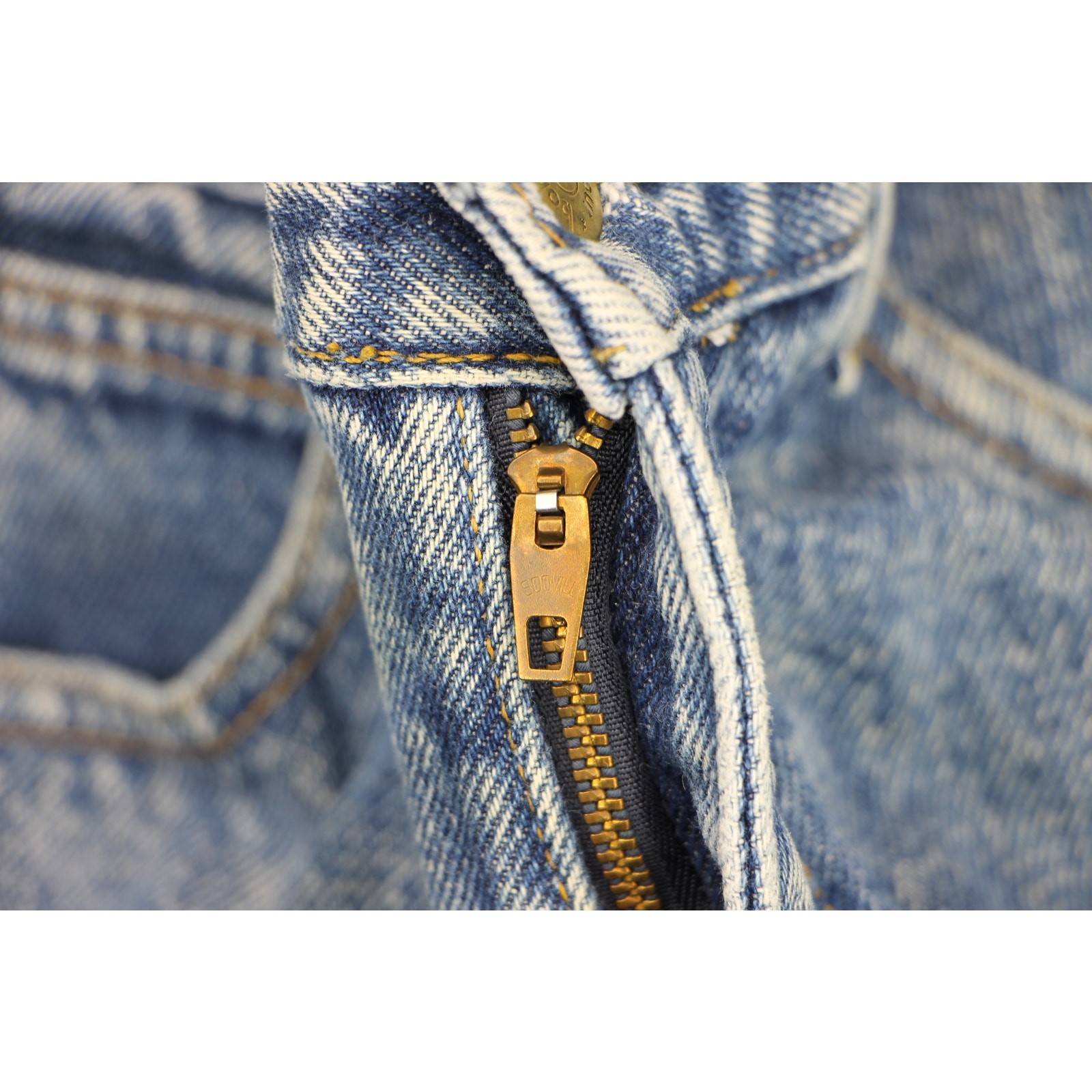 80s Vintage Bonjour Acid Wash Rocker Rock Grunge High Waisted Mom Denim Jeans 29