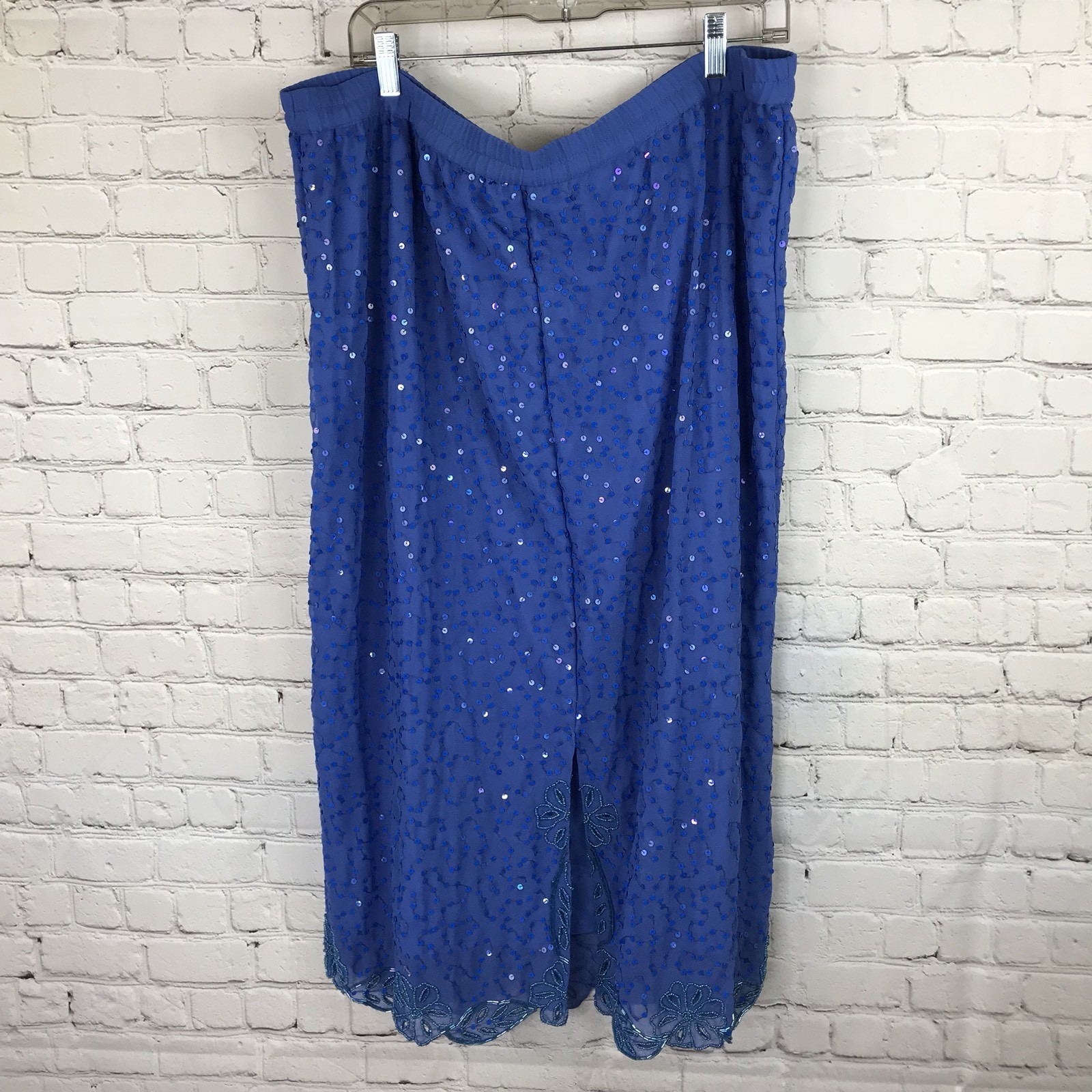 Amoureuse Womens Periwinkle Blue 2 piece Skirt Suit Beaded Sequins Top Party NWT
