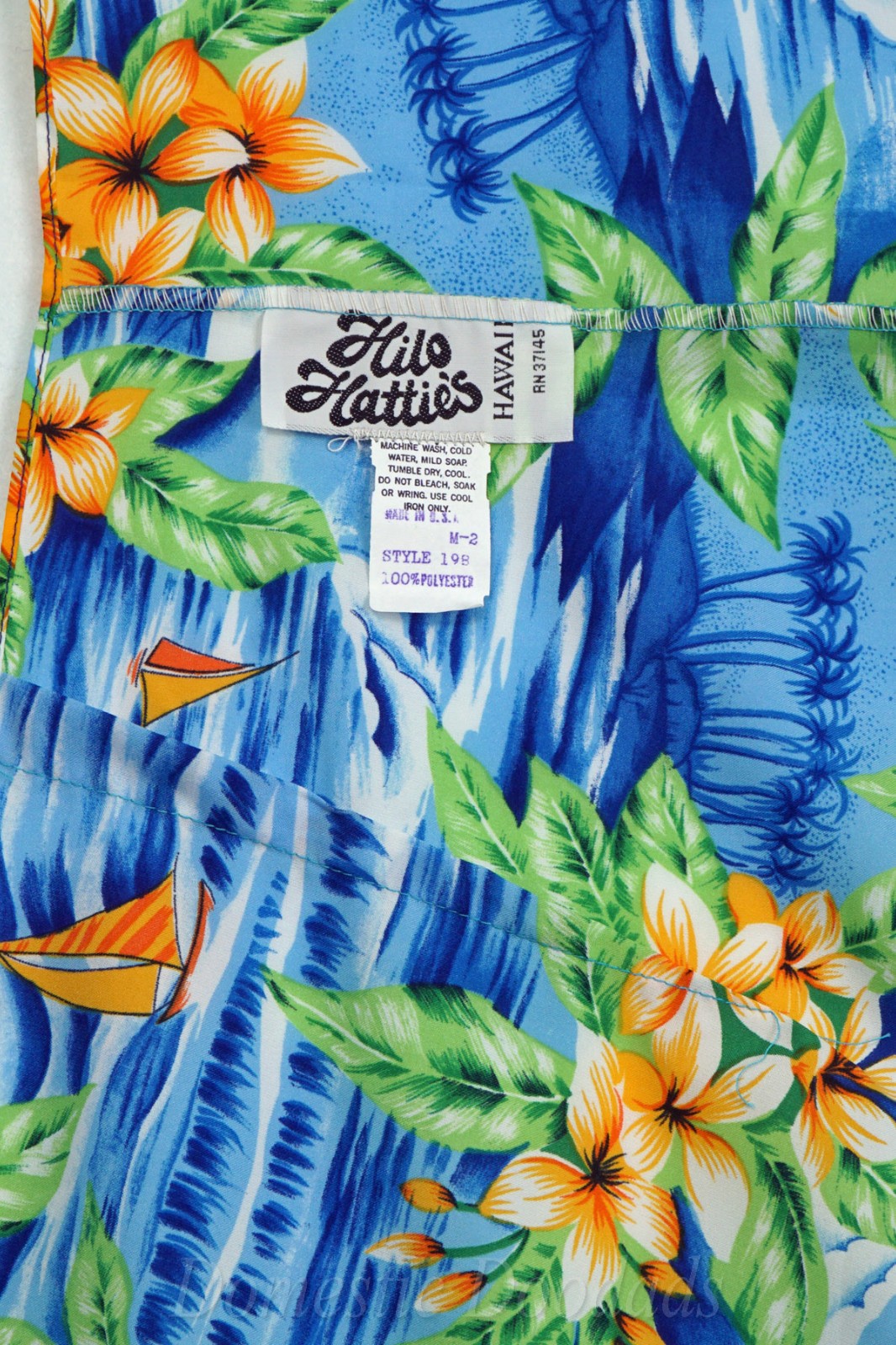 Hilo Hattie’s Hawaii Pareau Floral Dress – One Size Gives You 14 Different Looks