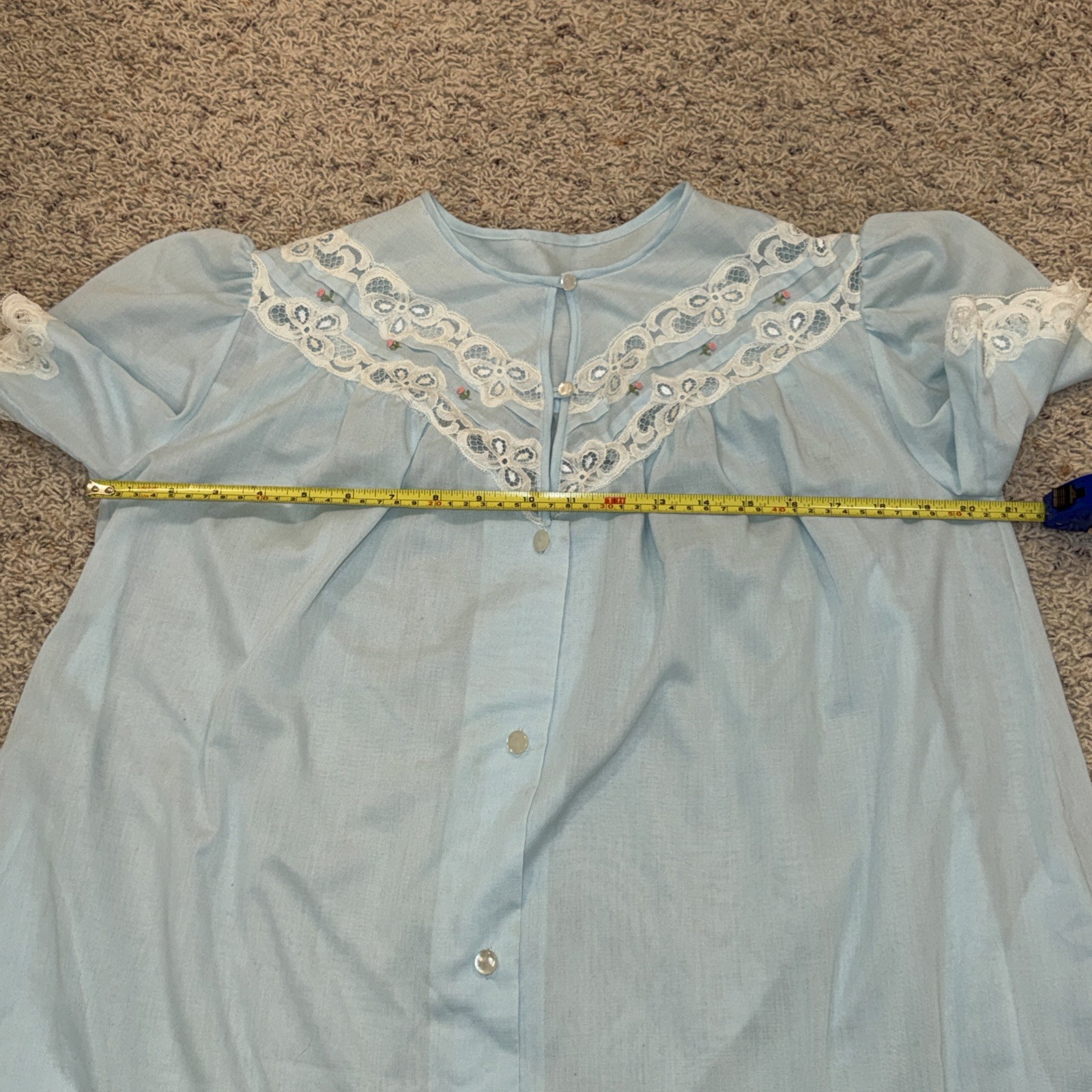 Vintage Light Blue House Coat Robe Lace Embroidery Flowers Pearl Buttons Pockets