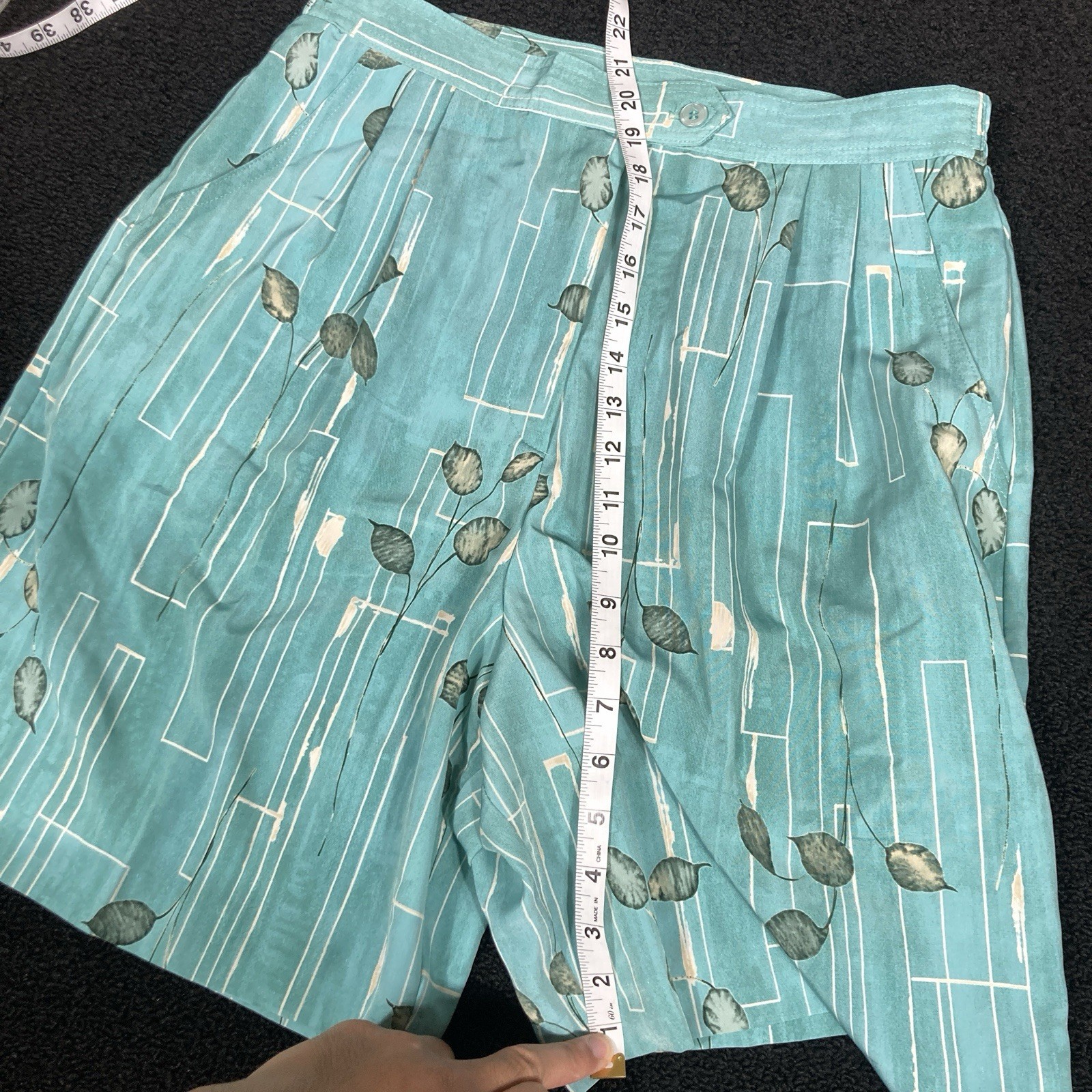Shorts Tropical womens vtg Lily’s of Beverly Hills 14 Teal Green Leaf AOP lilys