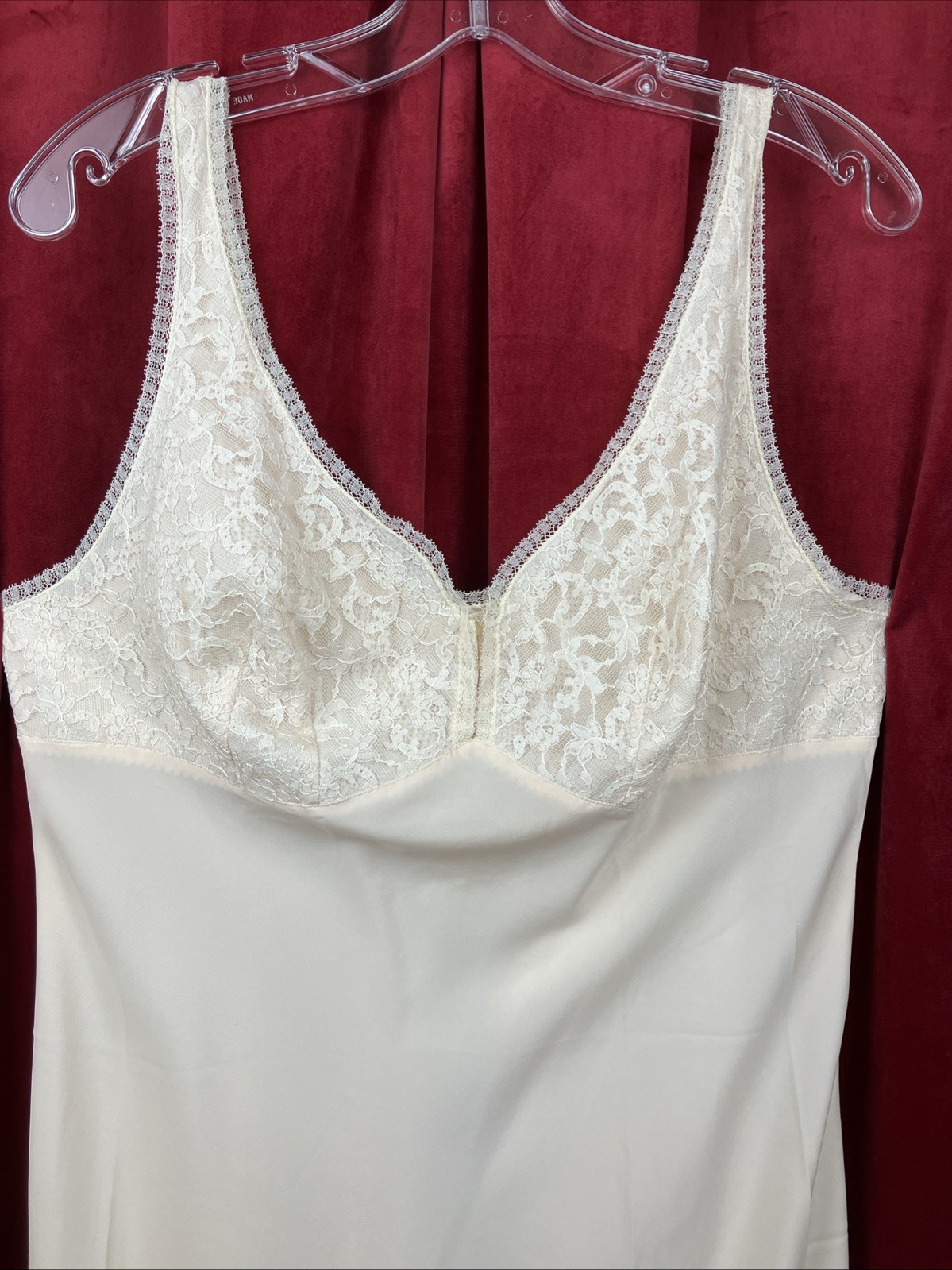 40 B vintage Pale pink Barbizon Rayon Slip Lace Sissy Pinup