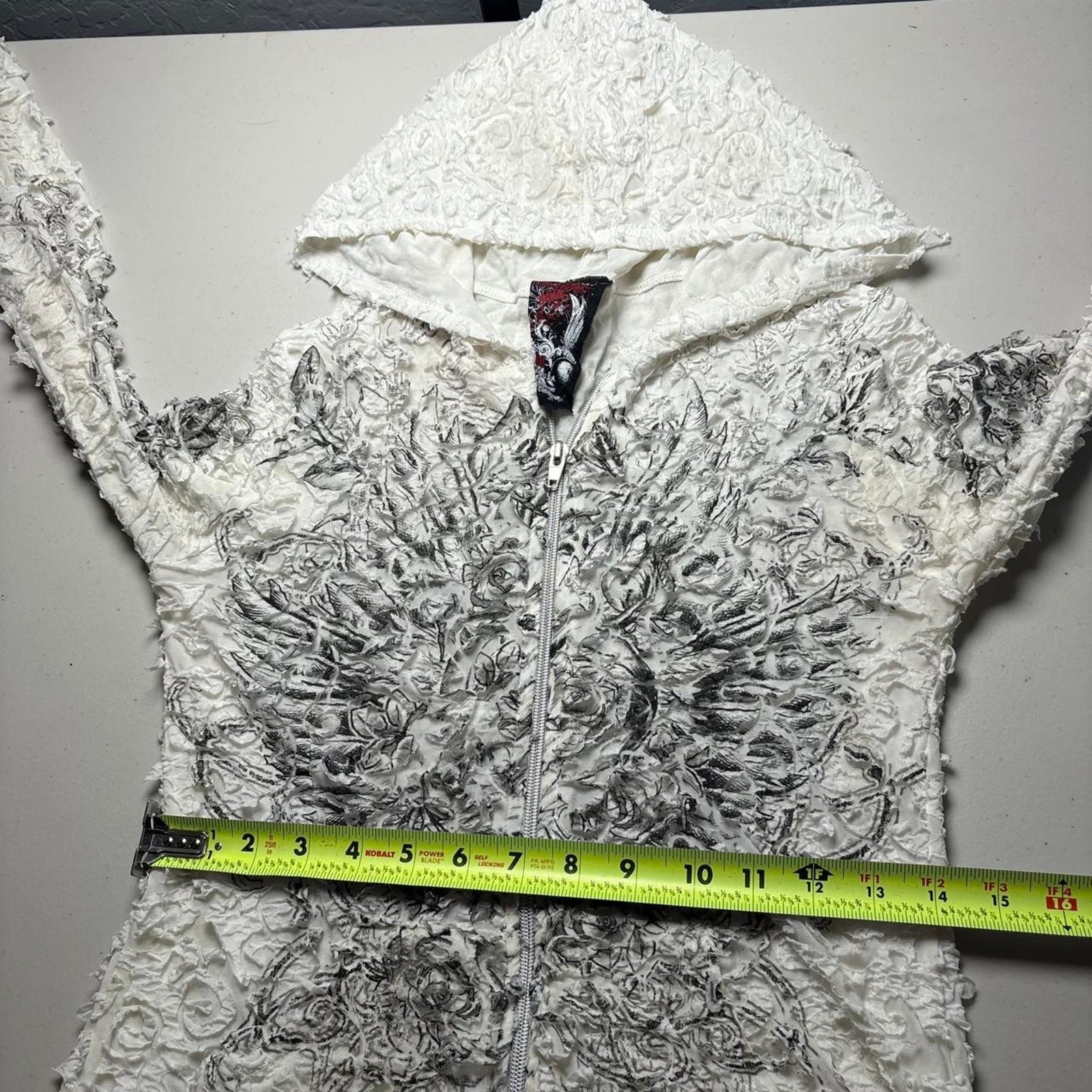 Y2K Fitted In Vein White & Black Textured Graphic Zip-Up Jacket