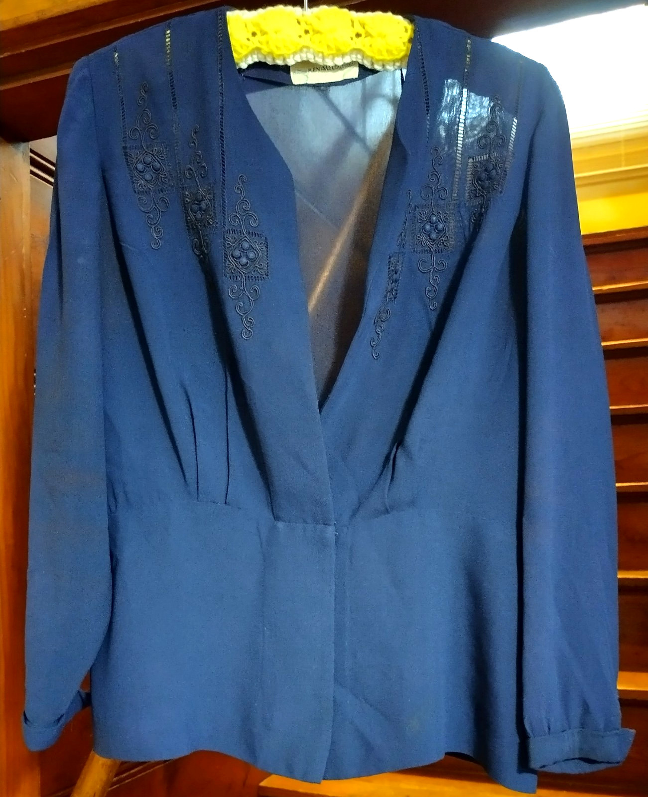 Vintage Mme Renaud Frocks – Silk or Rayon Blouse – Size S – Very Delicate 1940’s