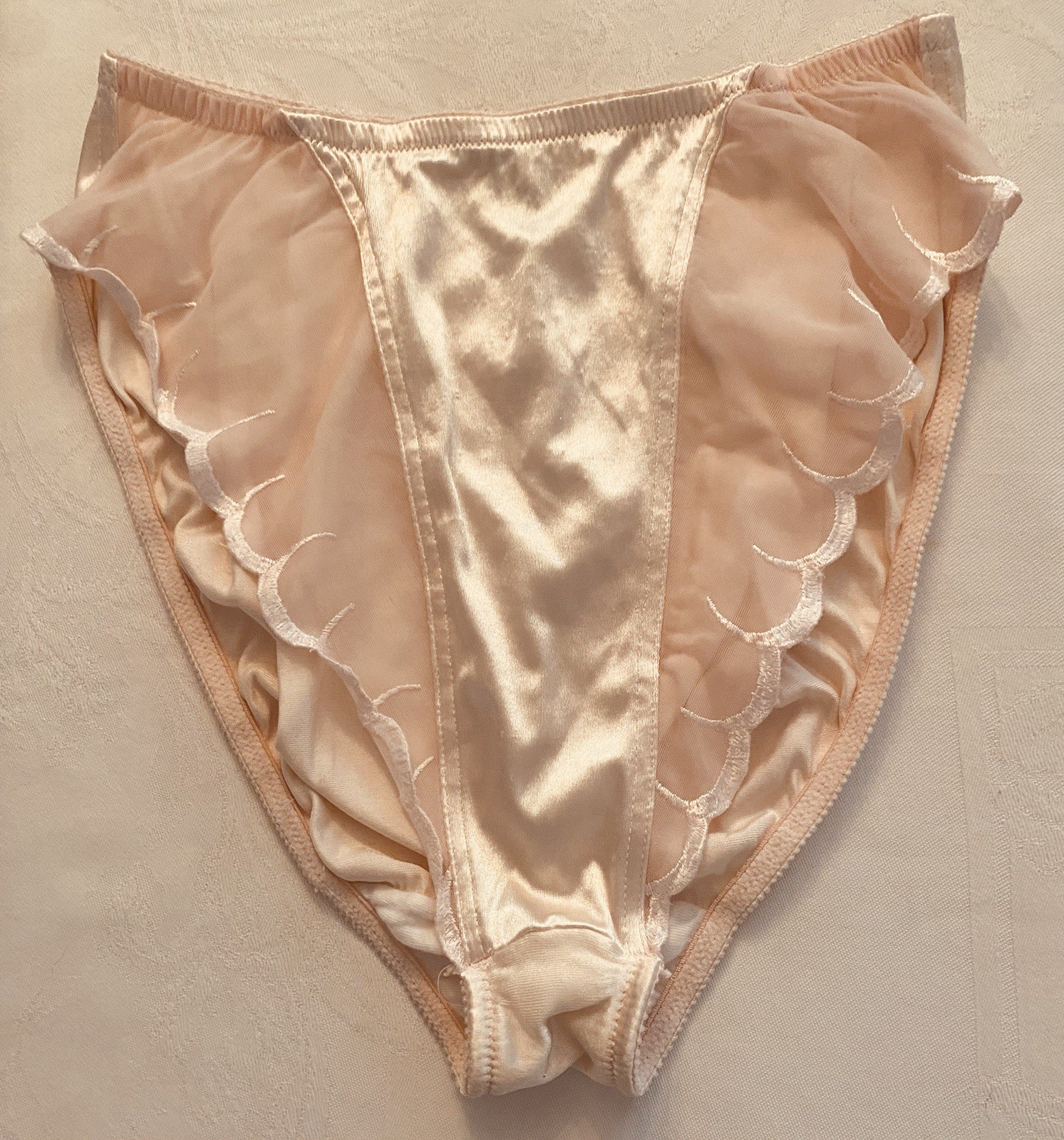 Vintage OLGA Pink Body Satin HI-CUT Panties Size LARGE Semi Sheer New No Tags