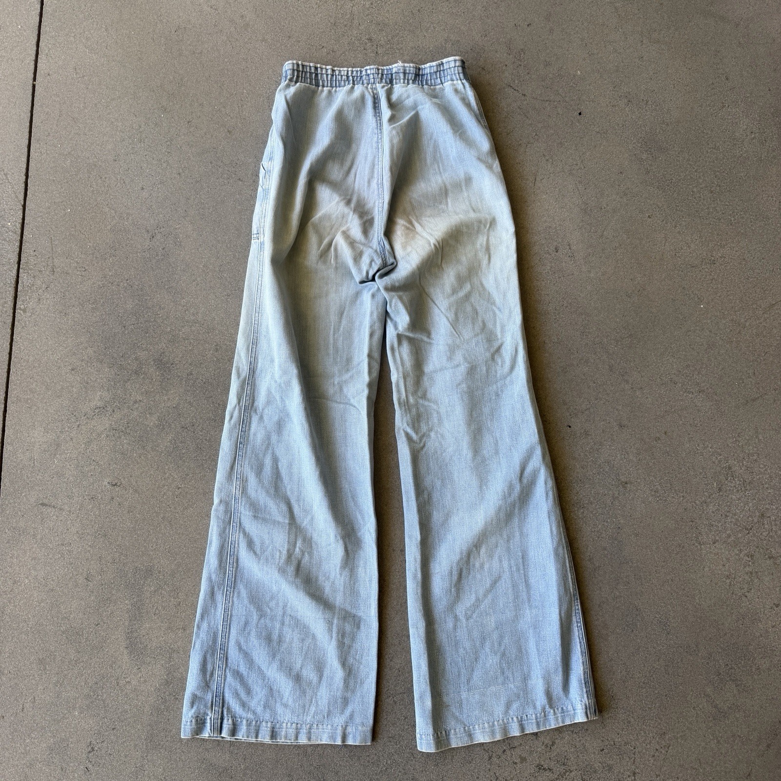 Vintage 60s 70s Women’s Flare Bell Bottom Light Wash Denim Jeans 24×31 Disco