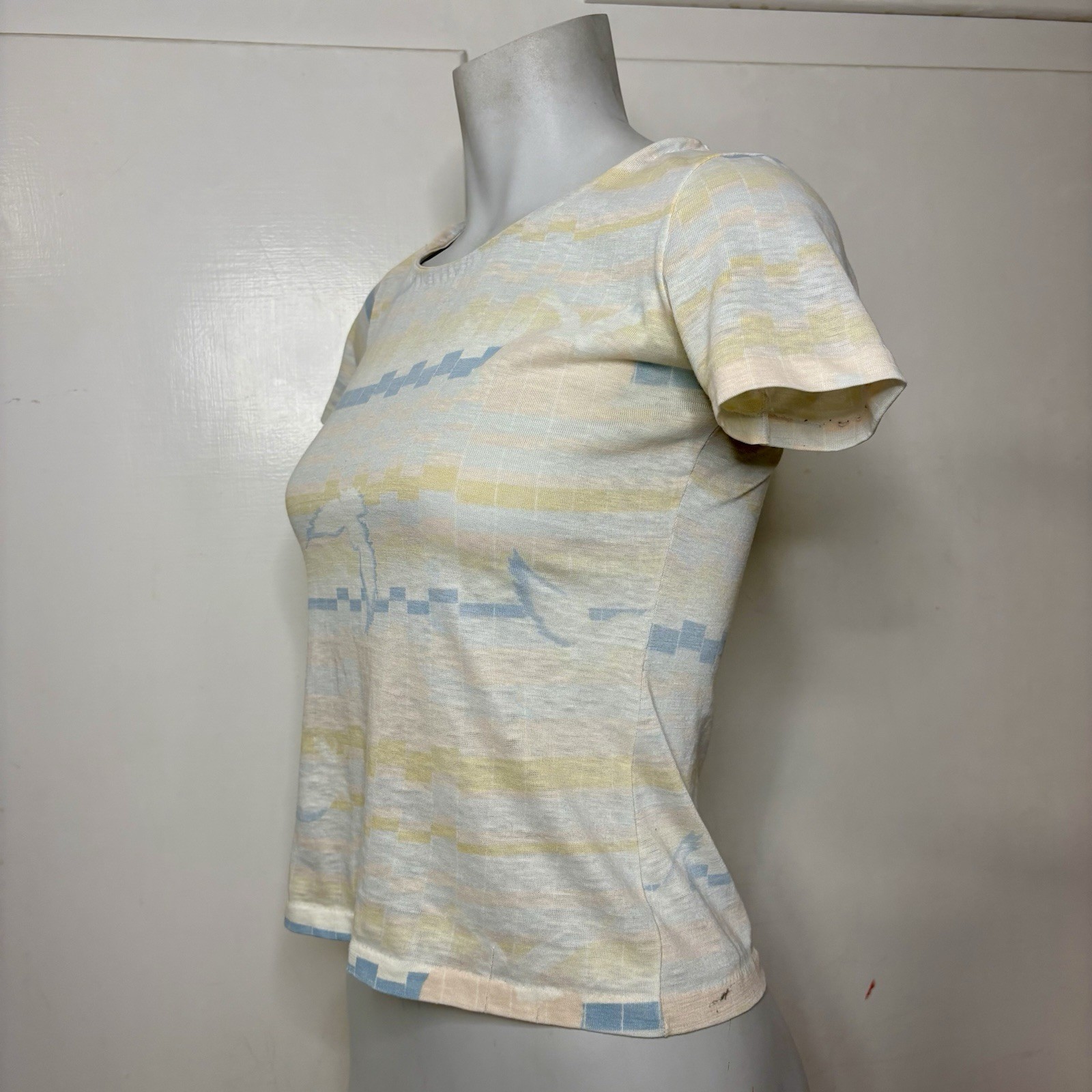 Vintage 70s/80s Pastel Geometric Stripe Western Eagle Graphic Baby Tee T shirt