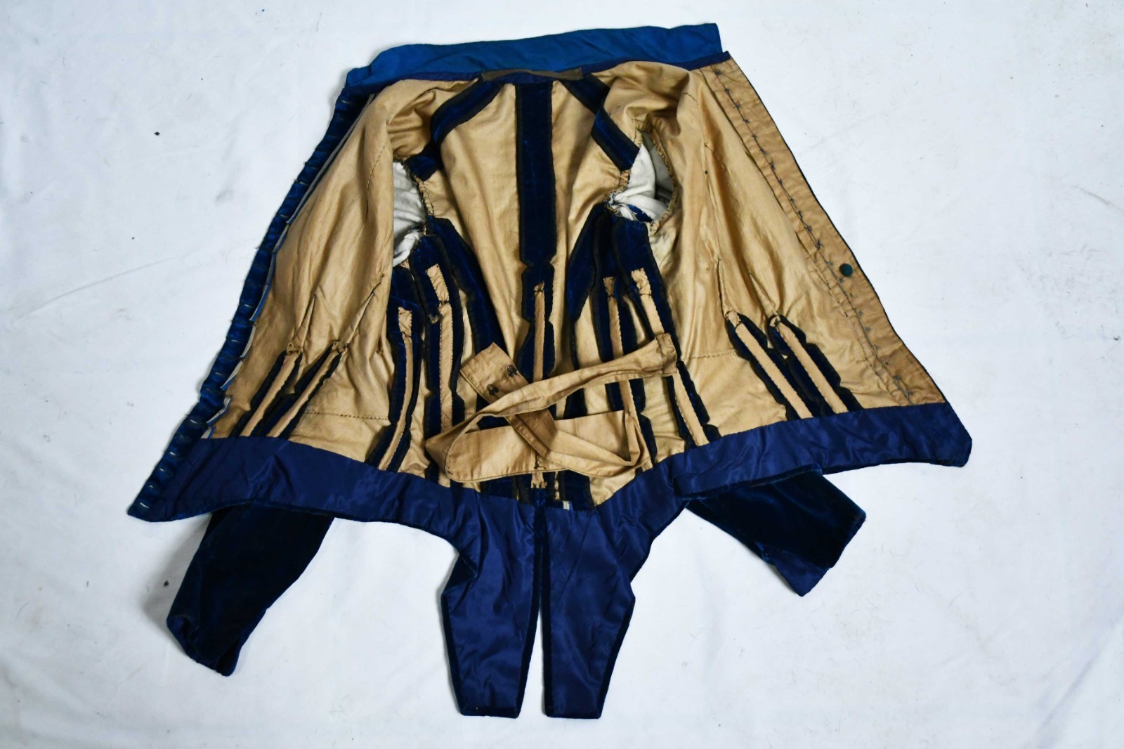 VICTORIAN BLUE VELVET VISITING DRESS, 1895