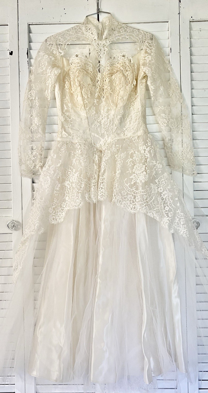 1950’s Tea Length Floral Lace DESIGNER Rockabilly WEDDING PARTY DRESS