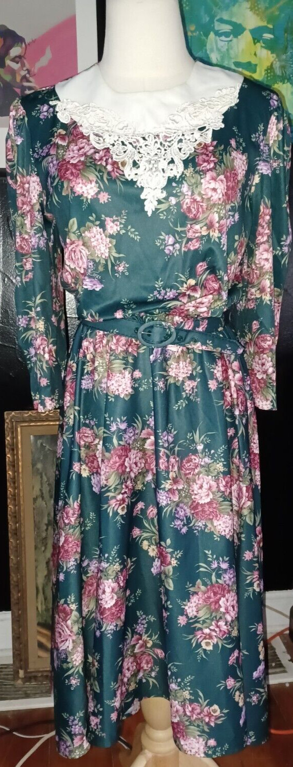 Vintage 80s CottageCore Holiday Dress w/ Belt Puritan Lace Collar Size 10
