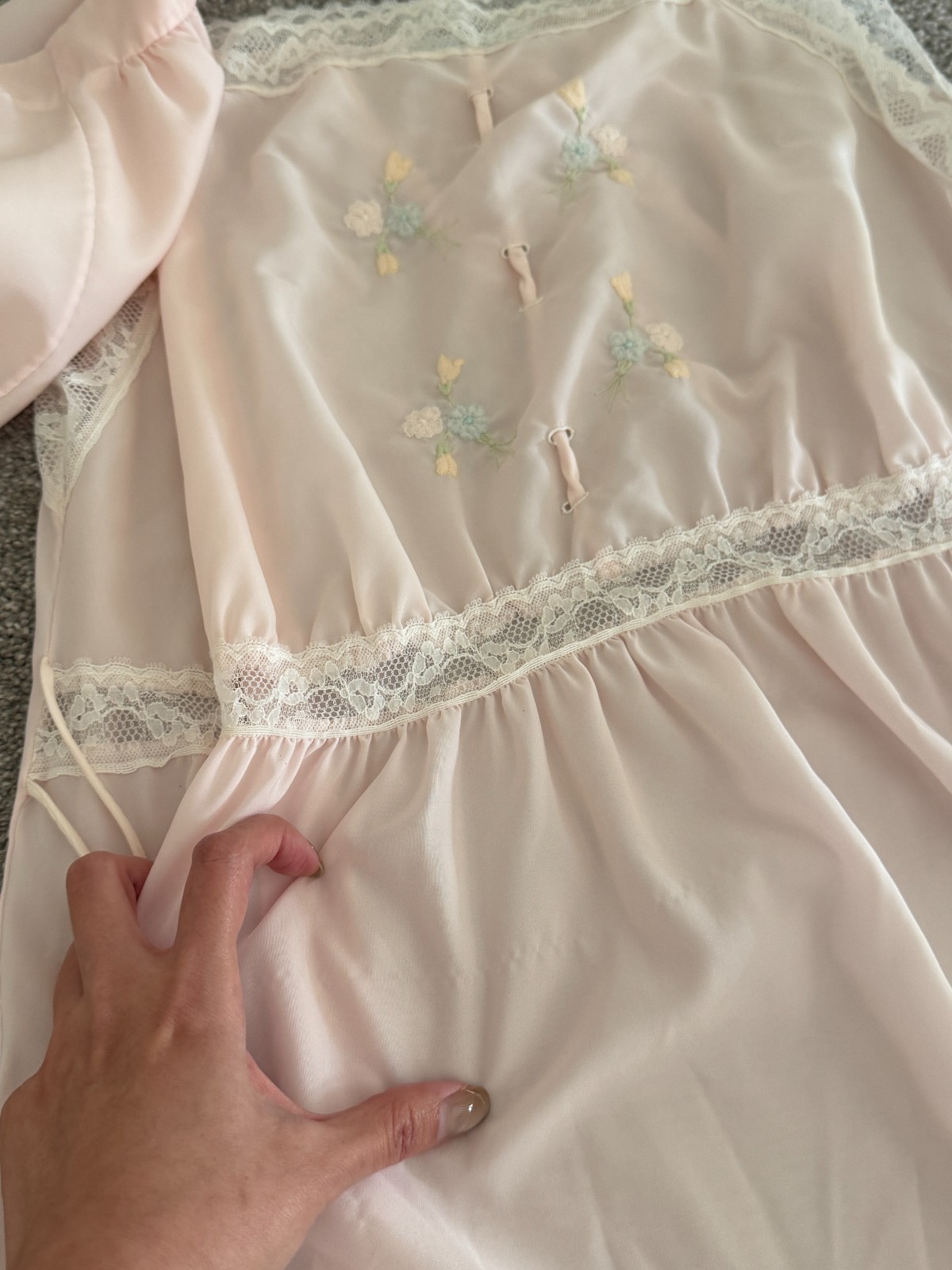 Vintage 70s 80s Corhan Noumair Pink Peignoir Set Embroidered Lace ILGWU USA S