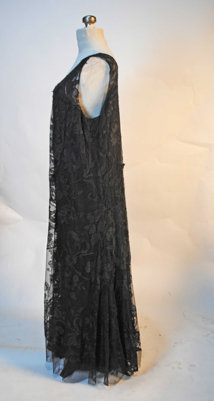 VINTAGE FLORAL BLACK ALENCON NET LACE PARTY DRESSES, CIRCA 1935s
