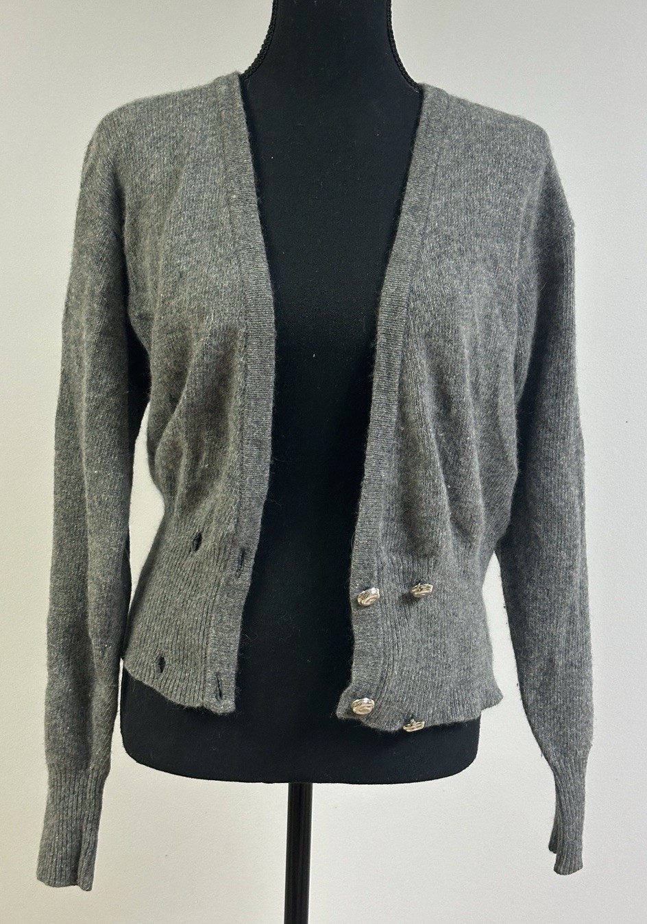 Vtg David Hollis Gray 70%lambswool 20%Angora Cable Rib Knit Cardigan Size S