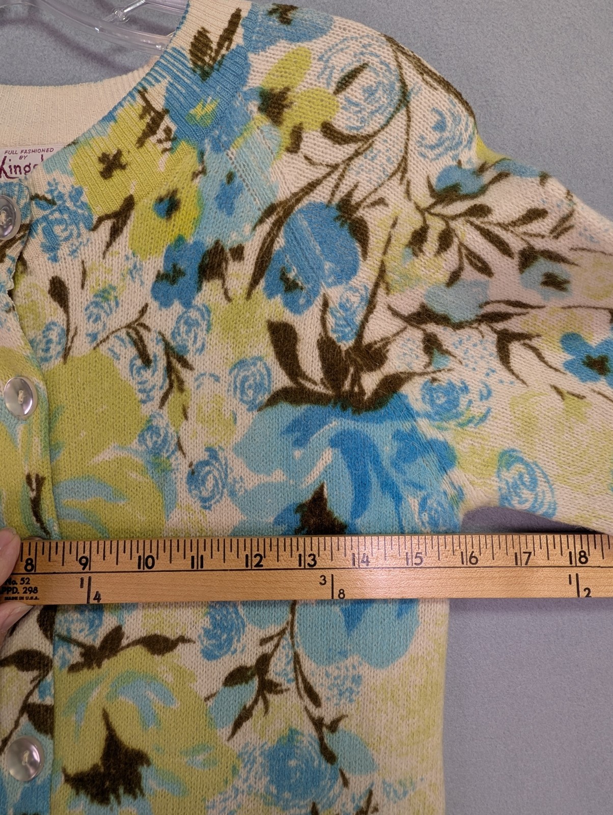 Vintage Kingsley Cardigan Sweater Small Yellow Floral Academia Librarian
