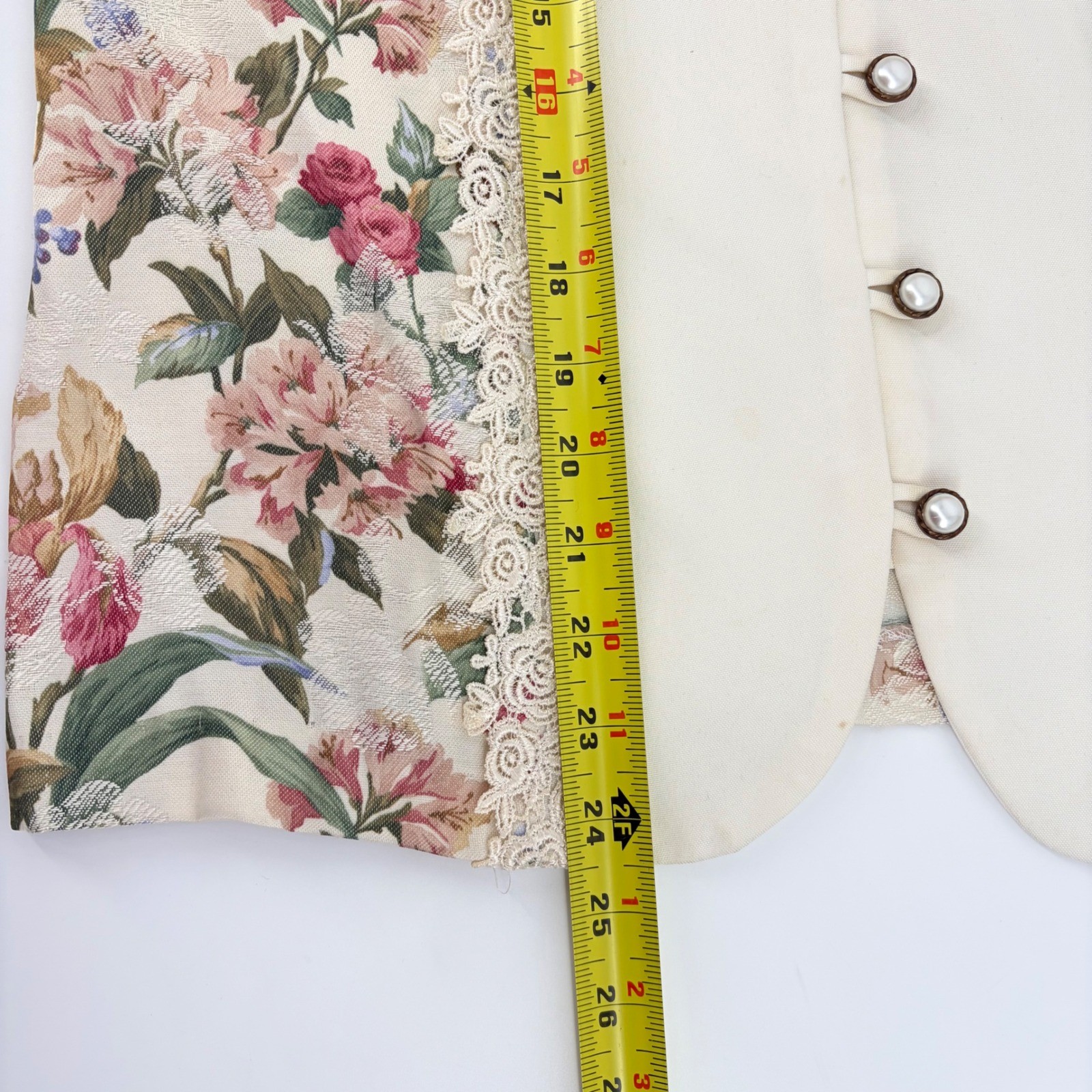 Skirt Suit Women 10/12P Cream Floral Tapestry Lace Vintage USA Made Cottagecore