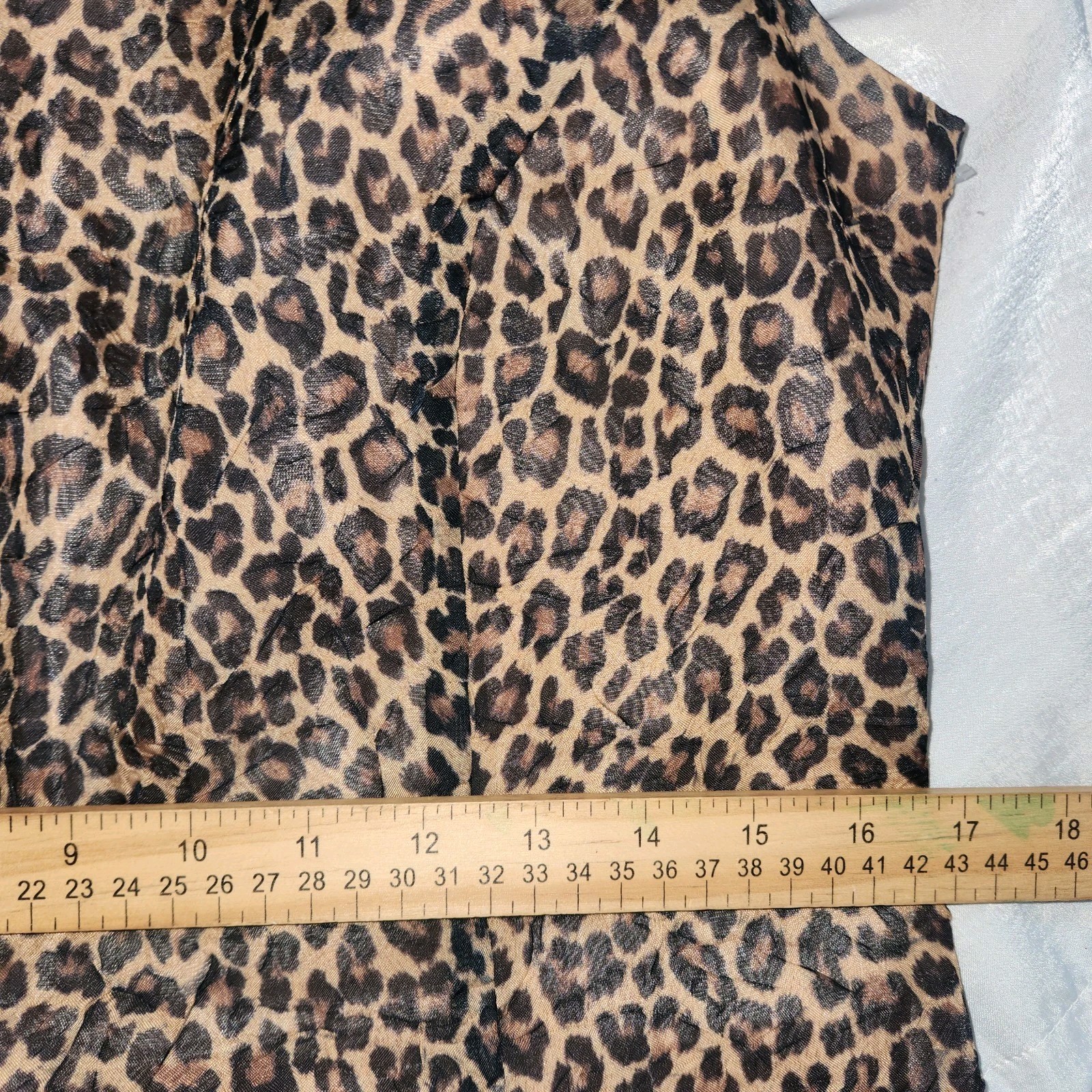 Virgo II Dress Vintage Leopard Print Sleeveless Size 8 Crinkle Lined 90s USA