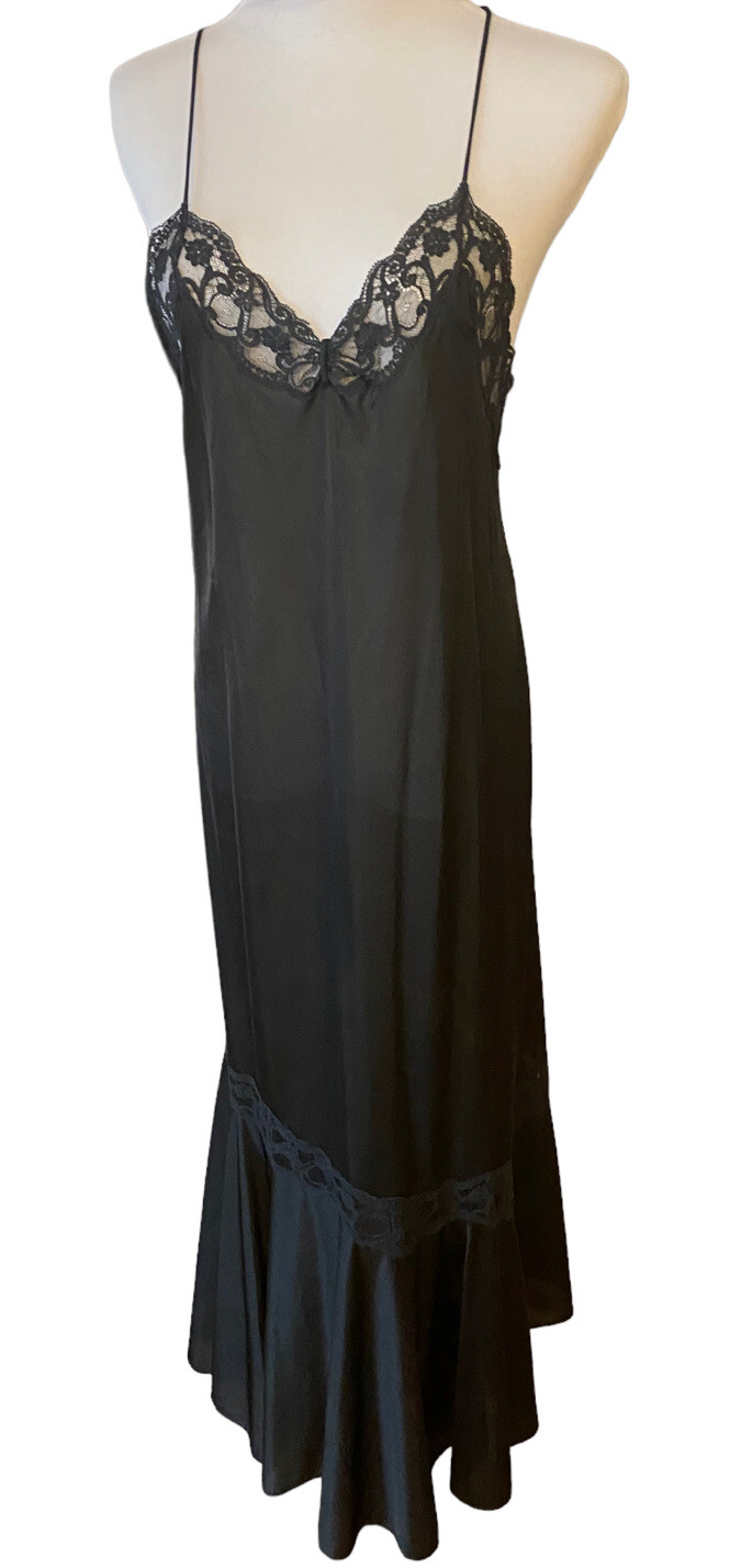 Vtg Elegant Black 34 VANITY FAIR Soft Nylon Nightgown Gown w Lace Trim