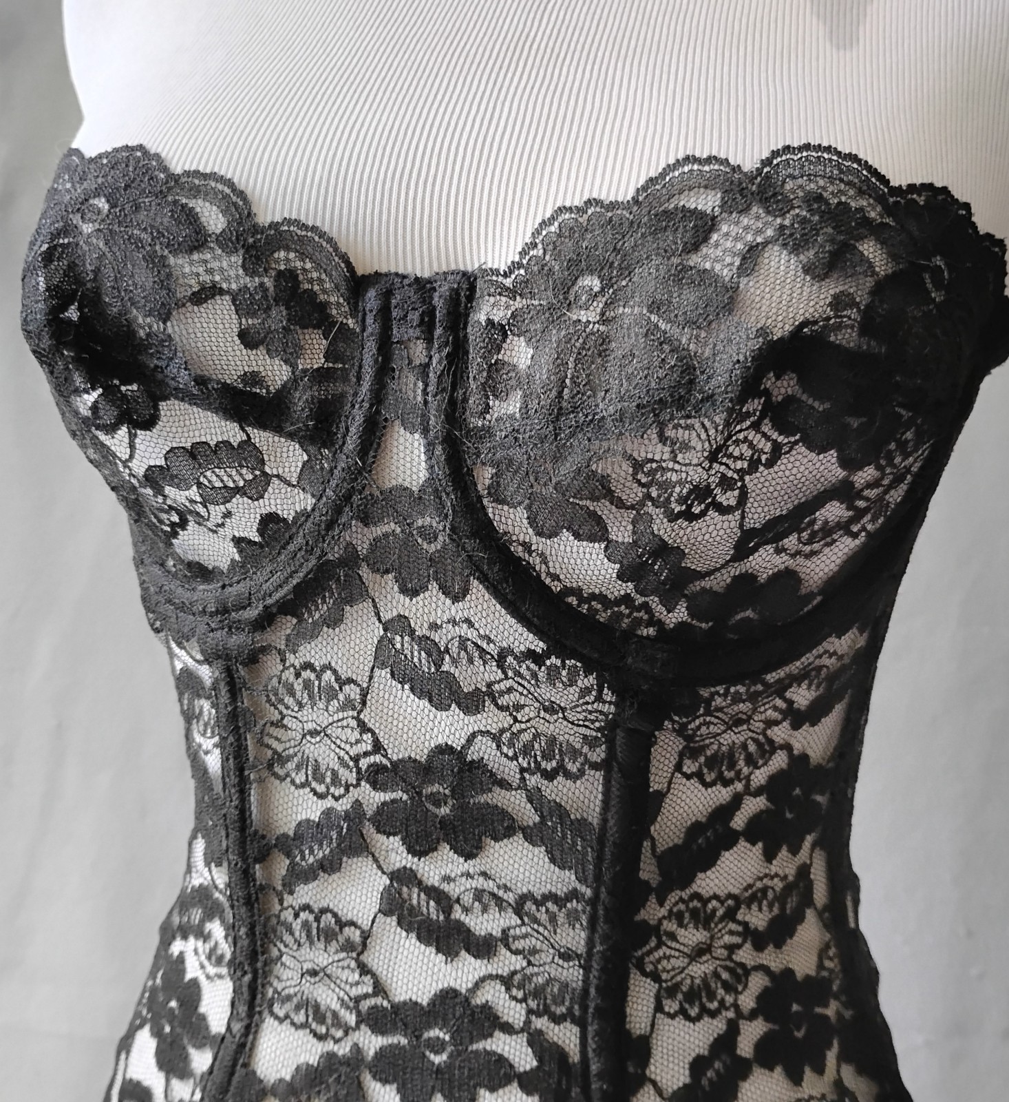 Vtg Dolores Promise by Poirette Black Lace Bustier Top Boned sz 34 USA Union