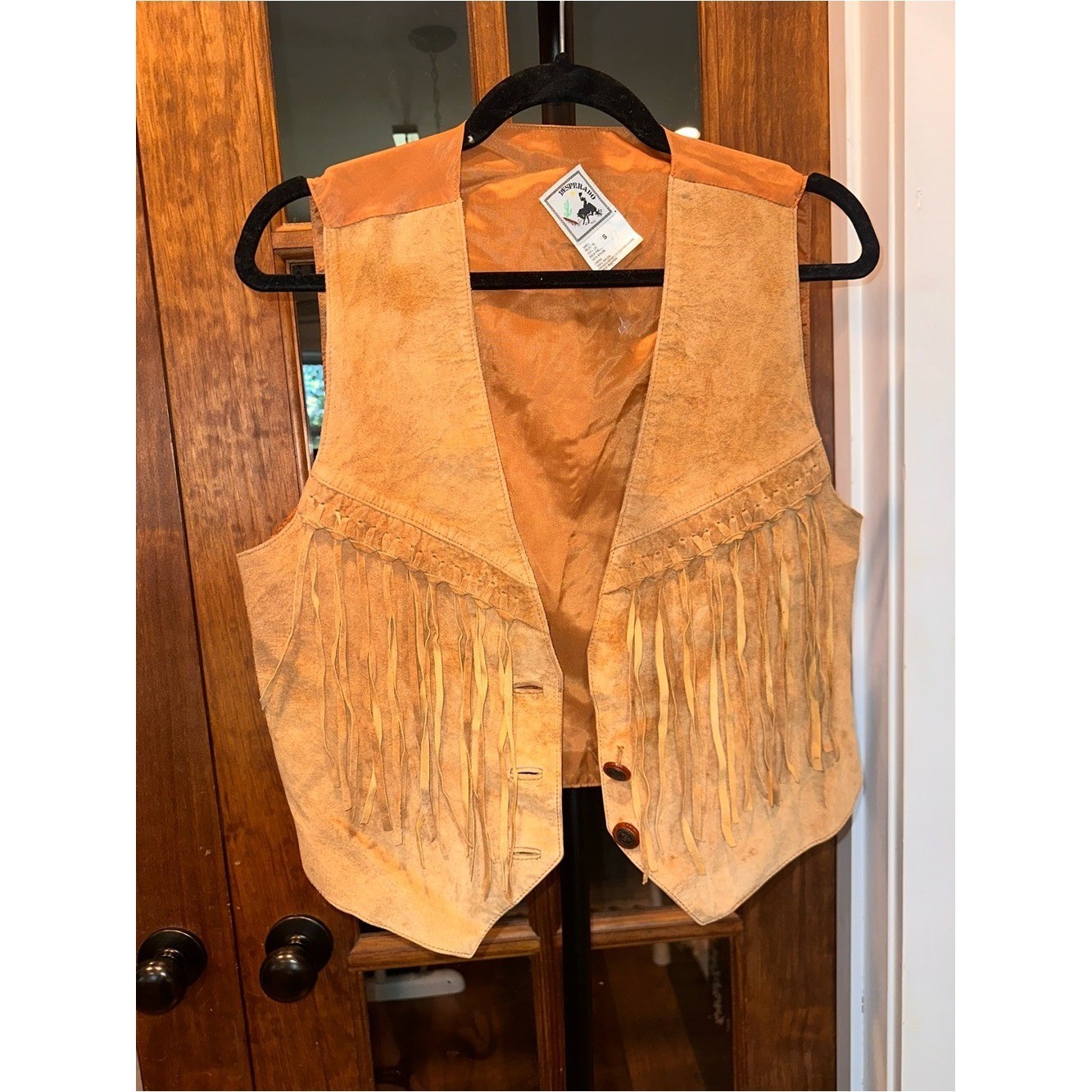 NWT Desperado 100% Leather Size Small Fringed Suede Vest – Tan Women’s Jacket
