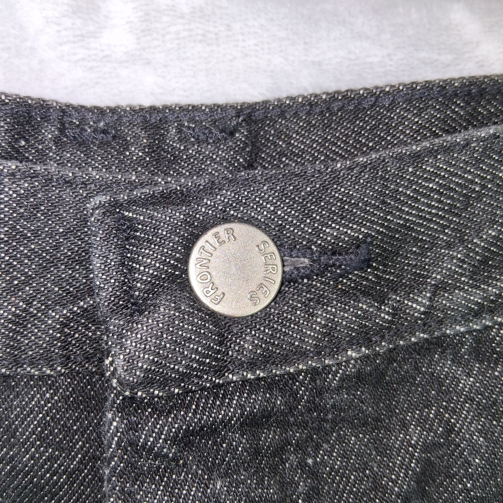 Frontier Series Vintage Black Denim Jeans V876-009 – Pre-owned Good