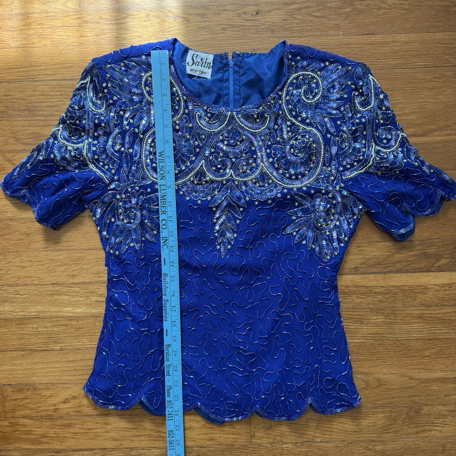 VTG Sarin Sequin Top Blouse Blue & White Women’s Sz M Clothing Bedazzled Elegant
