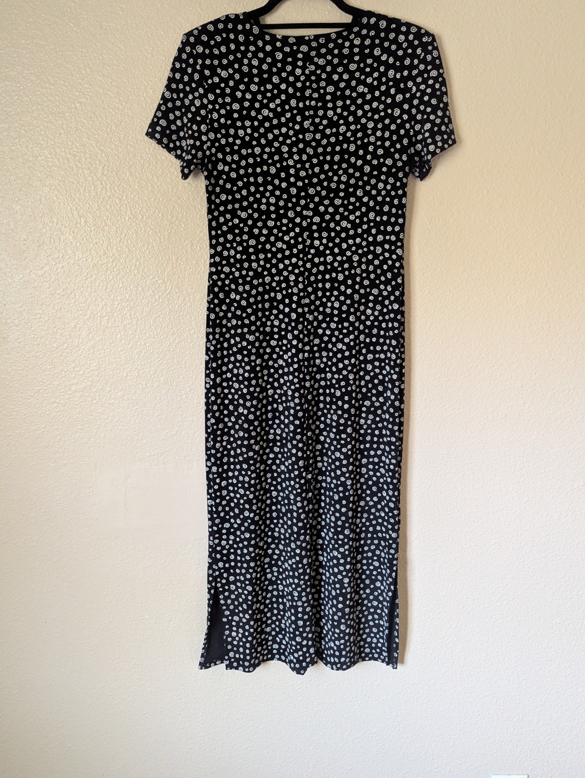 Vintage Black And White Swirl Maxi Dress