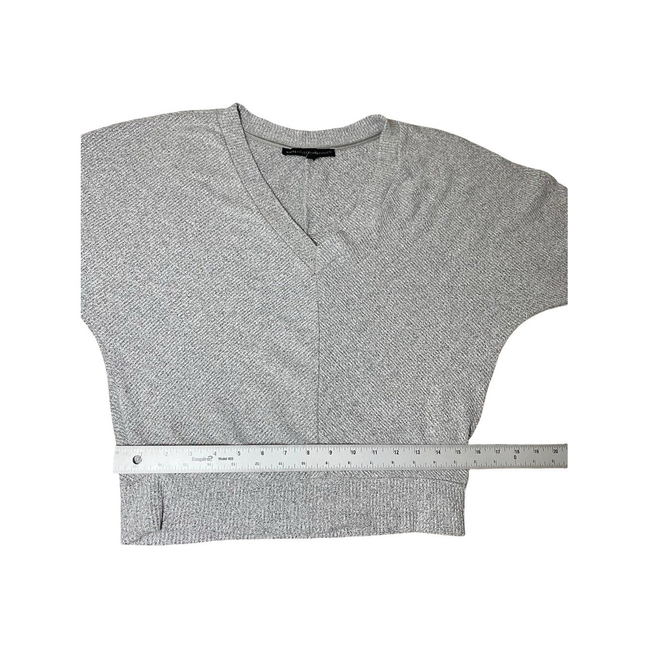 White House Black Market Grey Marled V-Neck Dolman Sleeve Crop Sweater