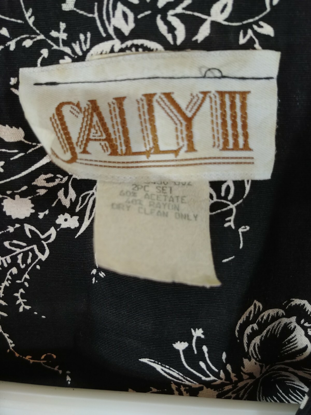 Vintage Sally III USA 1980s 2-pc. Skirt/Jacket Suit, Size 14, Black/White Floral
