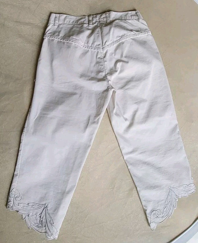 Designer Metrico Collection Italian made cotton Pedal Pushers New w Tags Sm EU40
