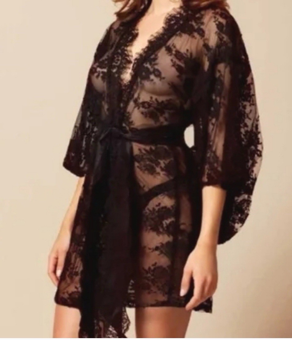 Agent Provocateur Kimono Daniela One Size Black Lace read description