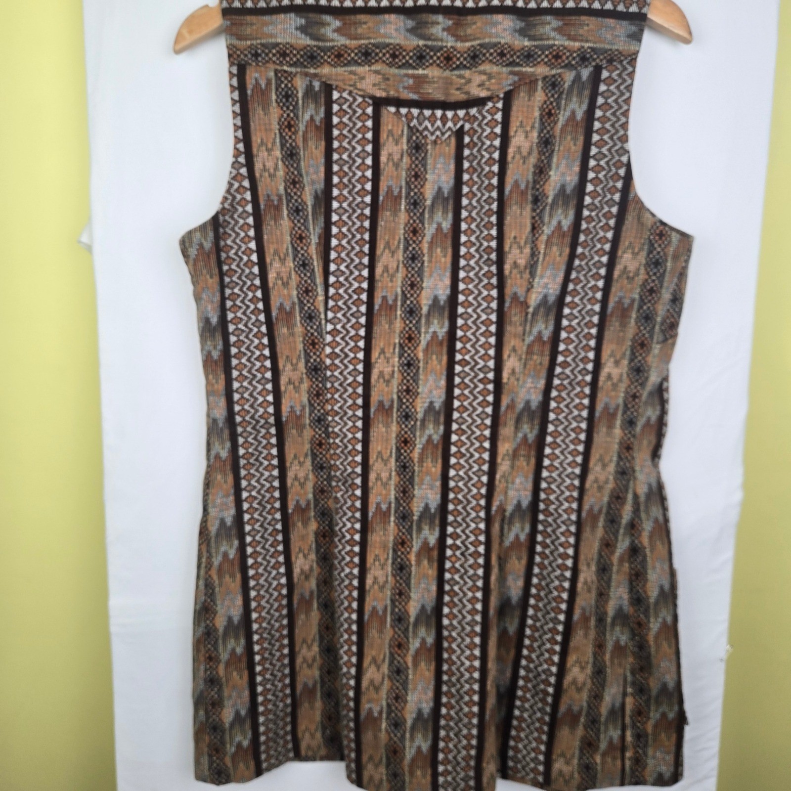 Vintage Prior Westerns Denver Southwestern Geometric Woven Longline Vest Brown