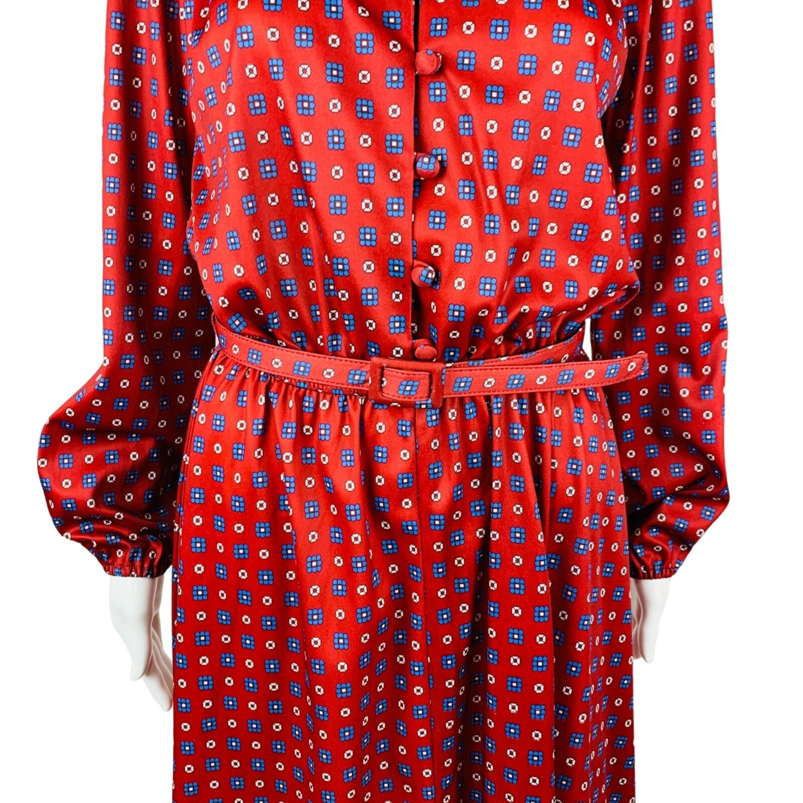 Vintage 1970s Belted Dress Red Blue Patterned Fit & Flare | W 28-40″