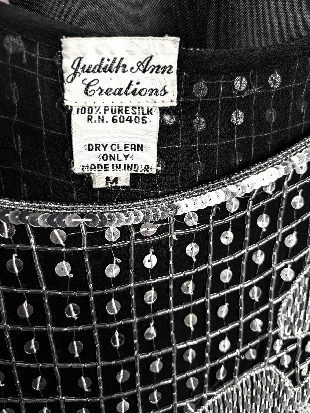 M L JUDITH ANN CREATIONS SILK SHIMMERY BLACK SILVER BEADED SEQUINS TOP VINTAGE