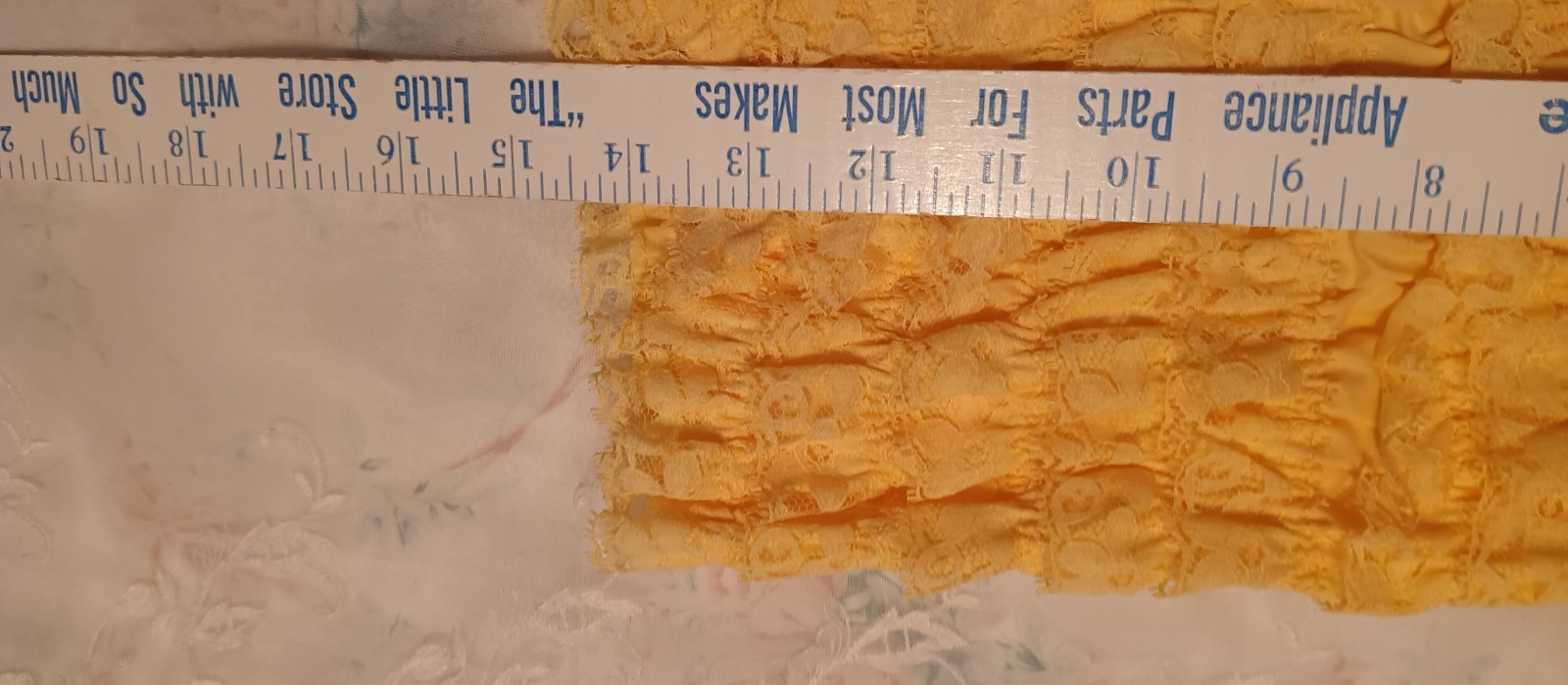 MALCO MODES VINTAGE RUMBA PANT sz S 6-7 YELLOW POLY COTTON LACE ALL AROUND#1C-23