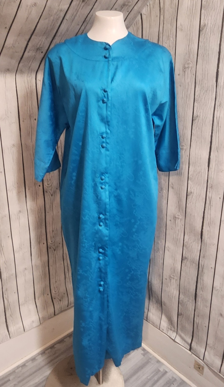 Vintage Mme. Butterfly Blue Japanese Kimono Style Dress Robe Silk Feel (M)