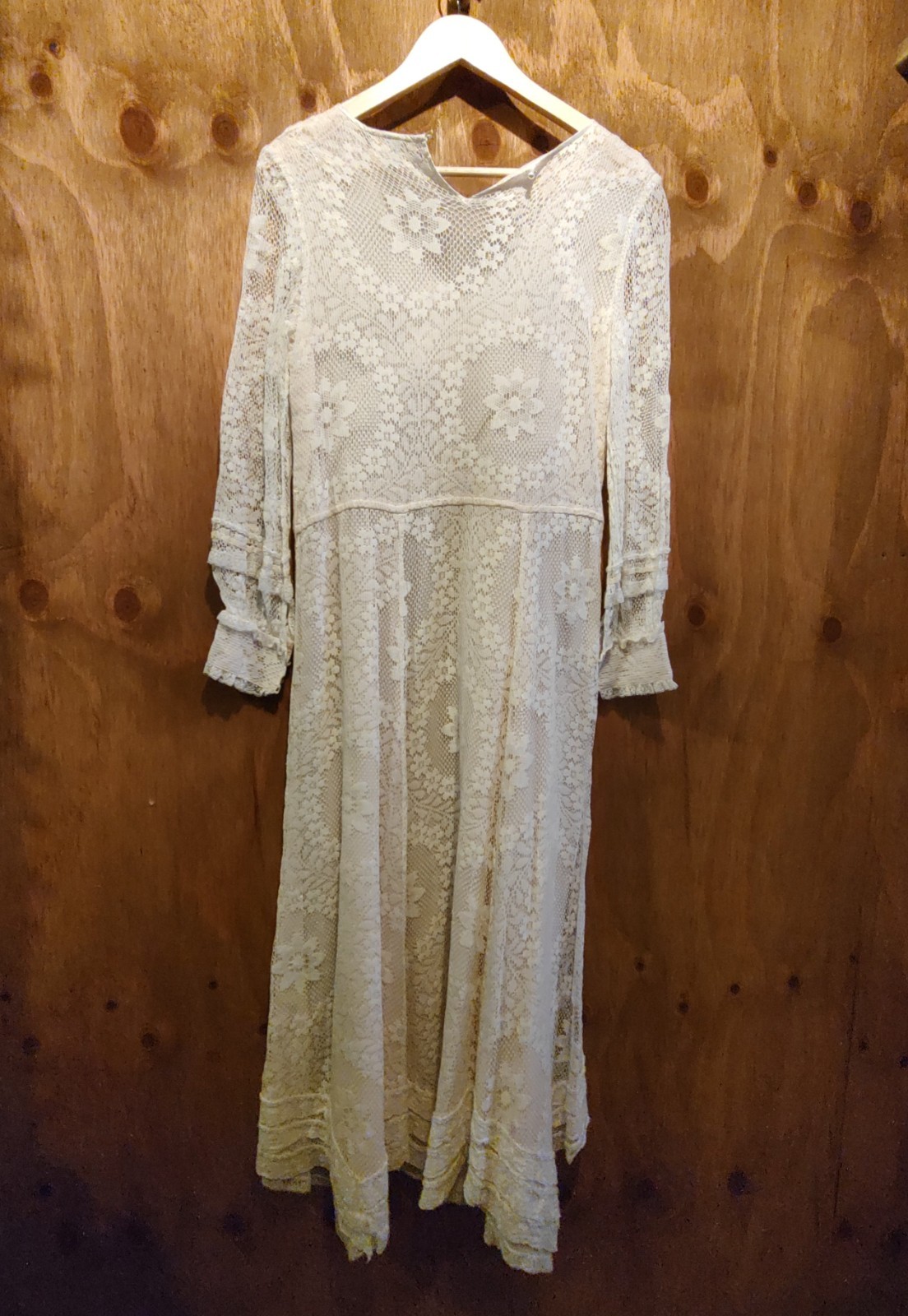 „Coco” Lace Boho Wedding Dress, Vintage 1970s, Champagne / Blush Pink & Ivory