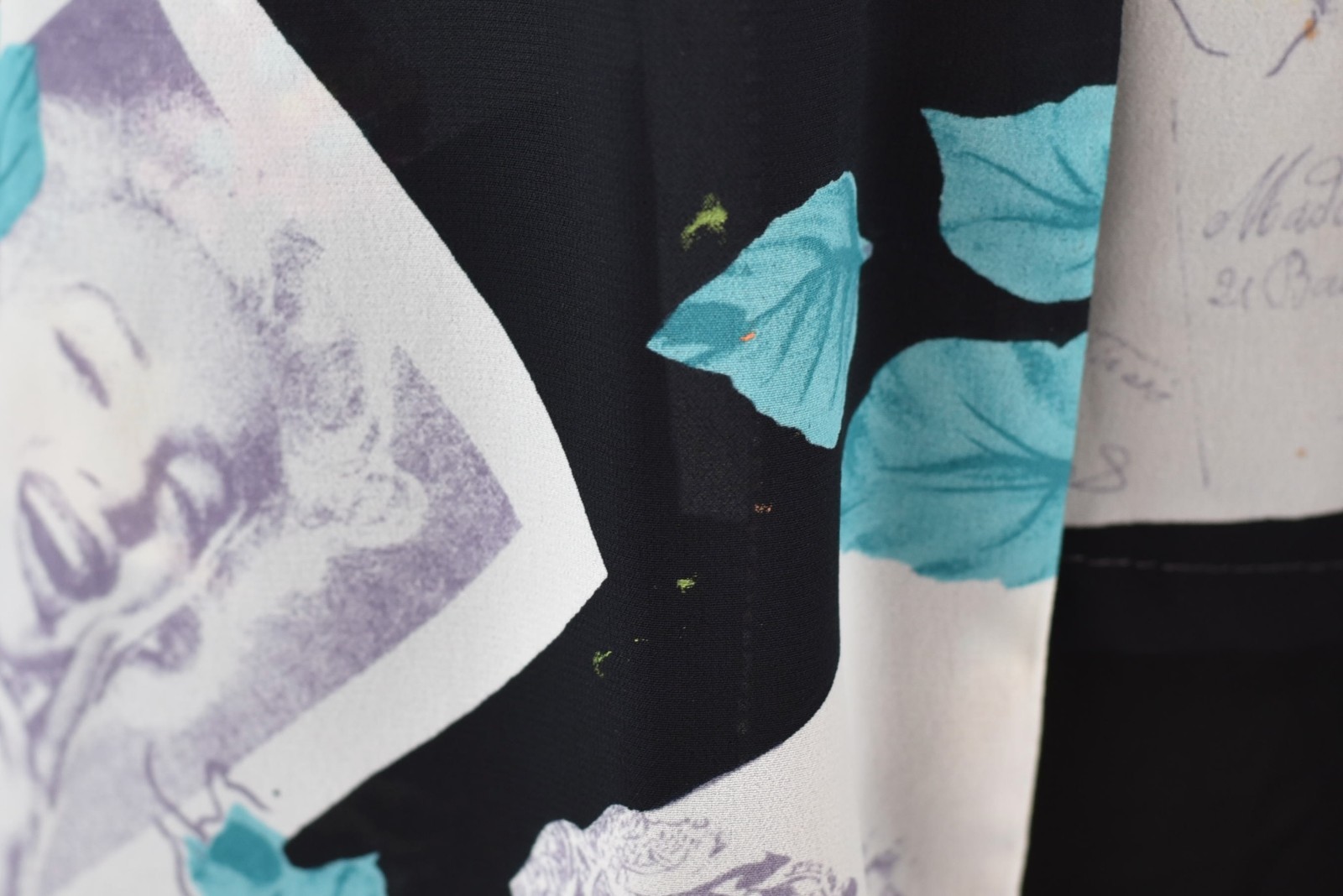 Vintage Marilyn Monroe Novelty Print Floral Black Sheer Lingerie Top Robe Set