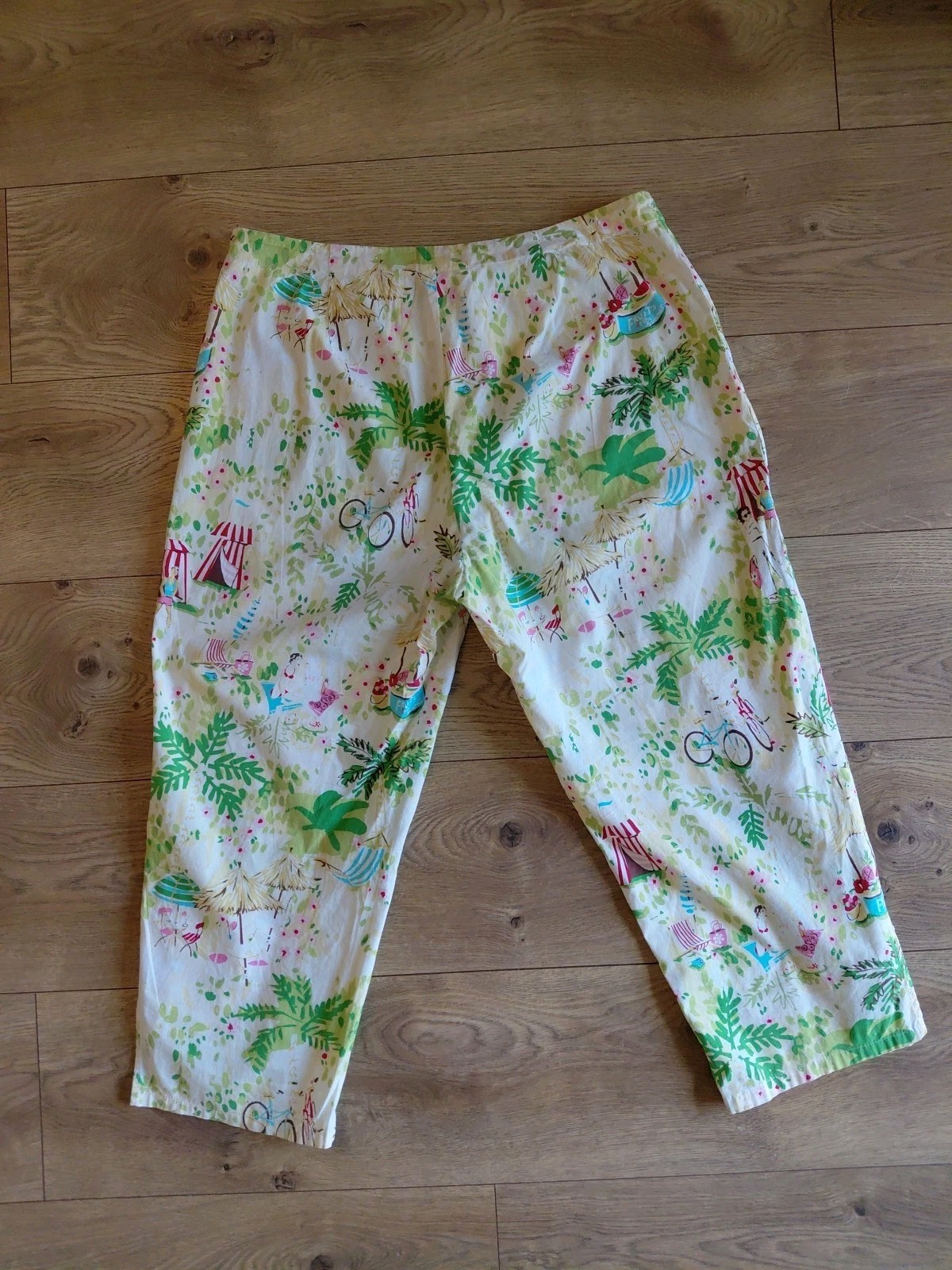 Avalin Vintage Women’s Capris Bicycle Novelty Print 12 Cream Green 1950 Style