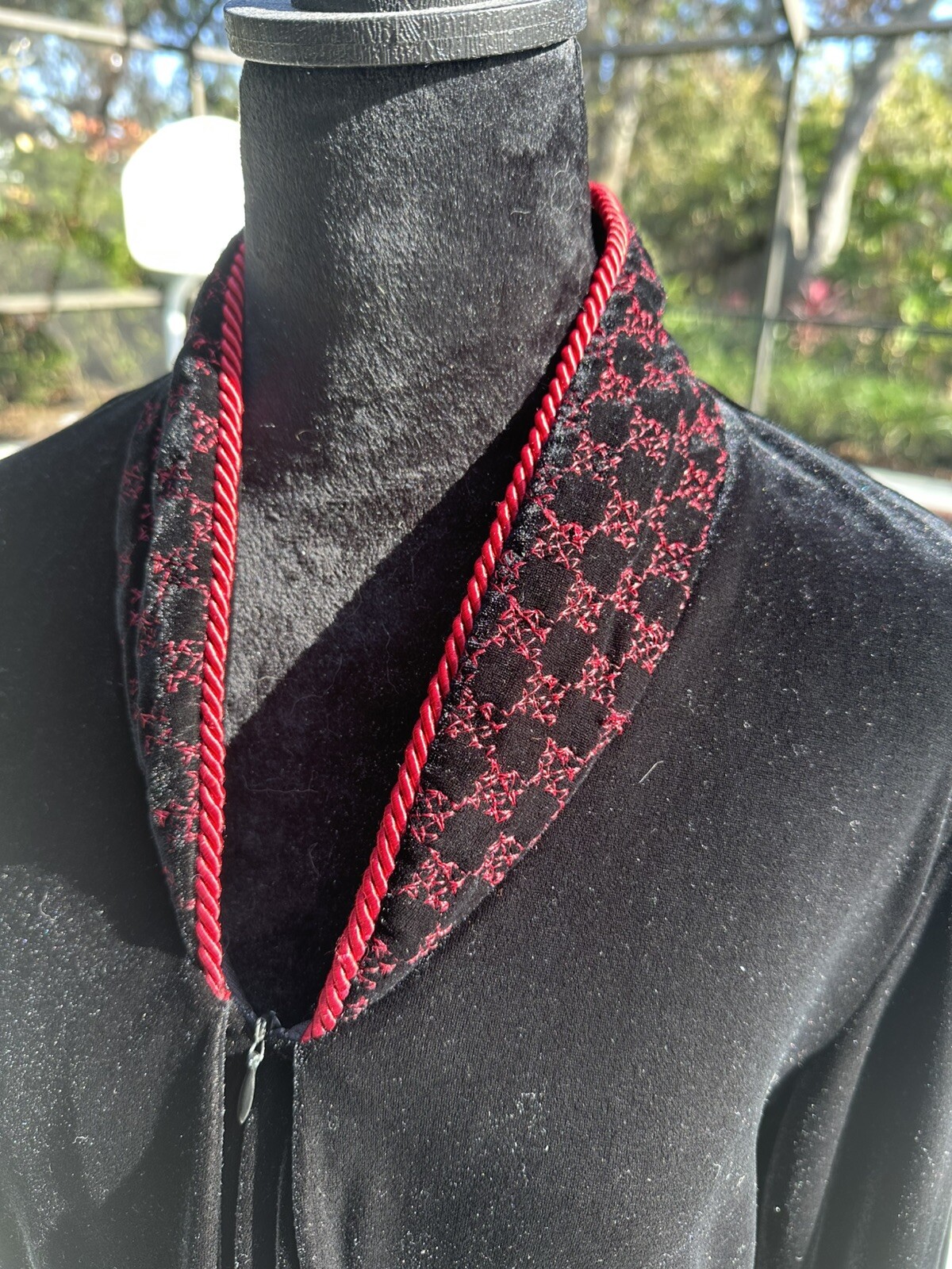 Diamond Tea Black Velvet 1/2 Zip Robe Lounge Coat Red Crystal Zipper Brocade S