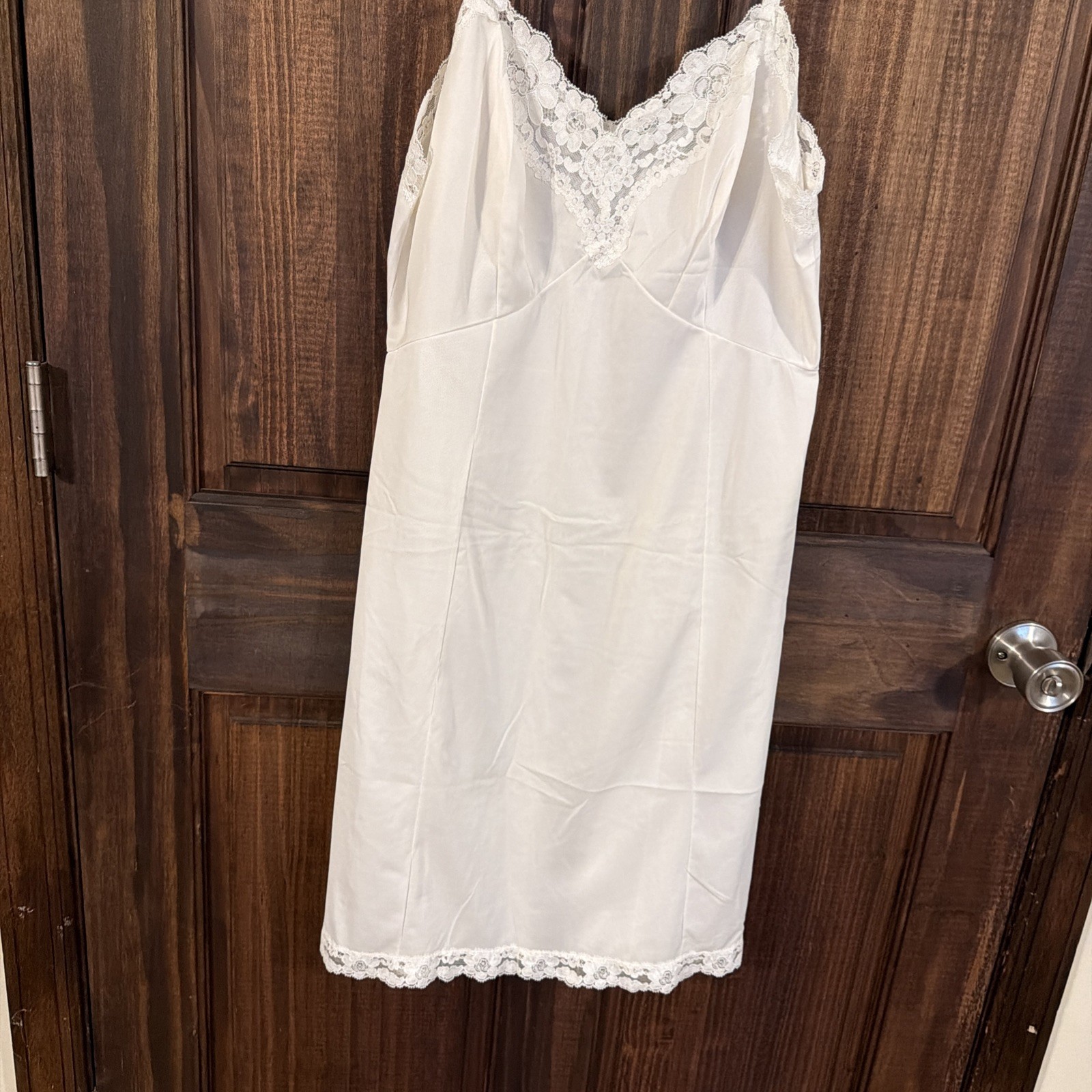 Vintage Goddard Artemis Full Nylon Lace-Trimmed Slip White NWOT Sz 36B Style 84